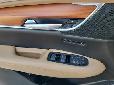 2019 Cadillac XT5 Platinum AWD