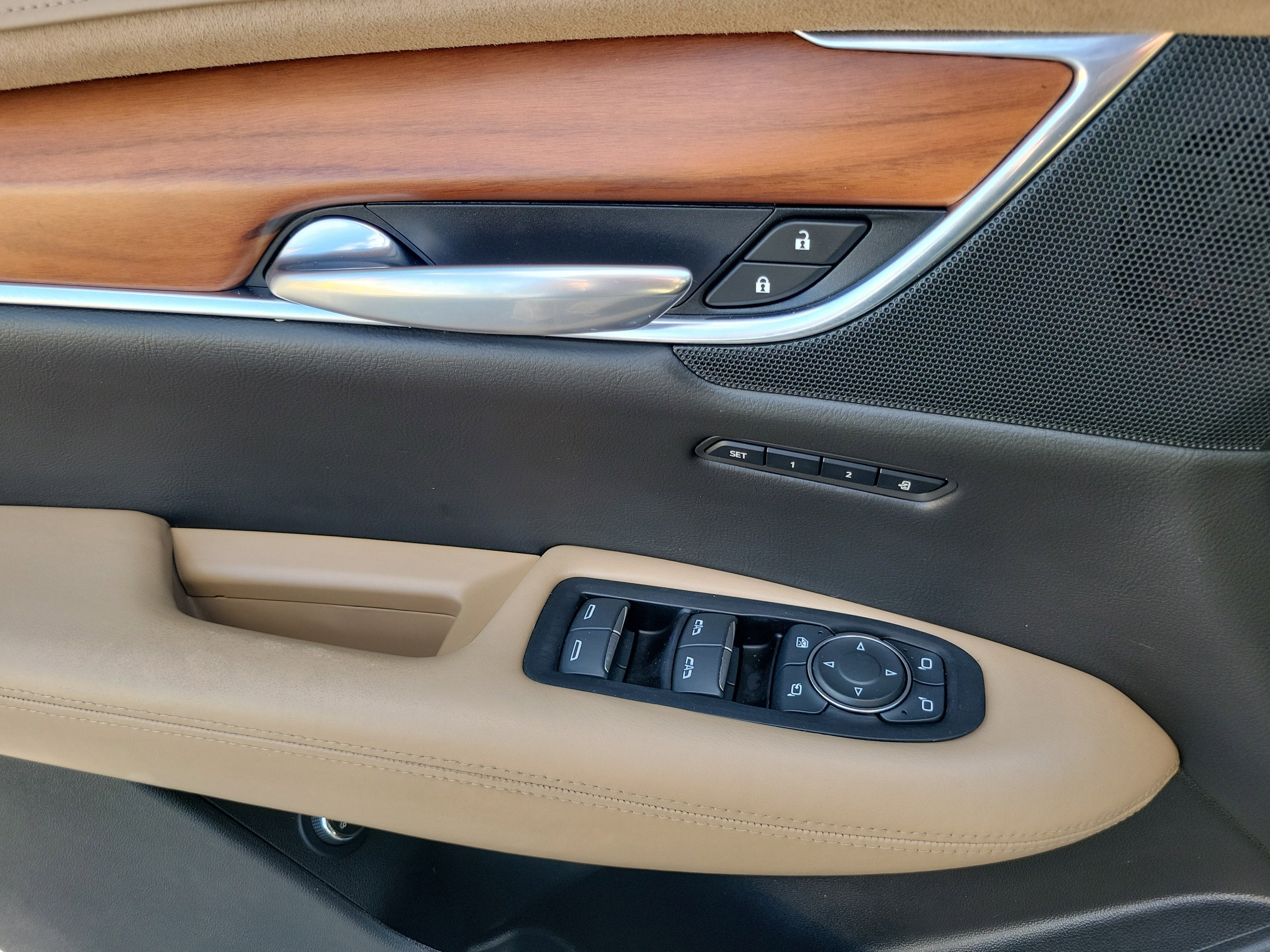 2019 Cadillac XT5 Platinum AWD