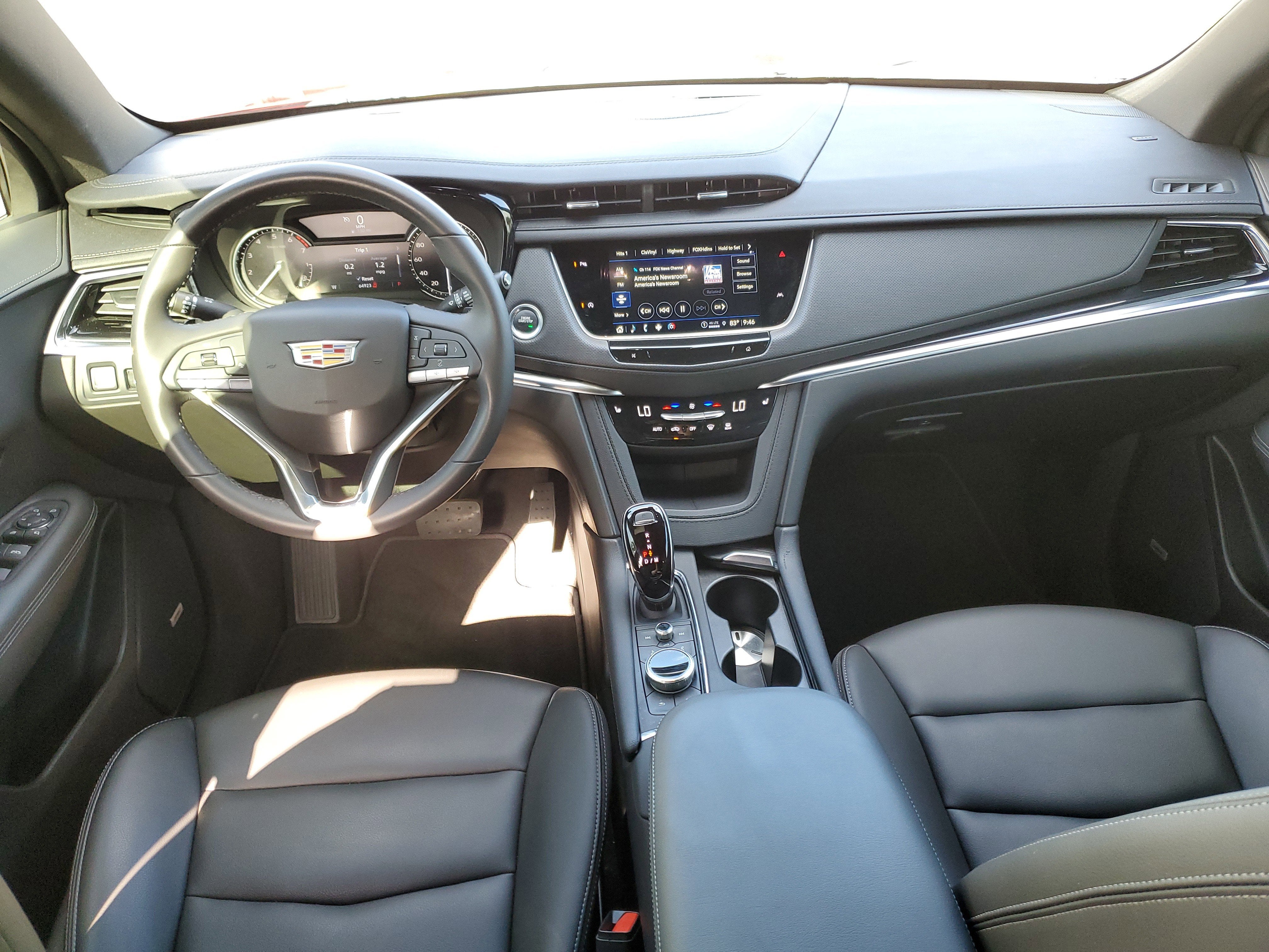 2024 Cadillac XT6 Luxury