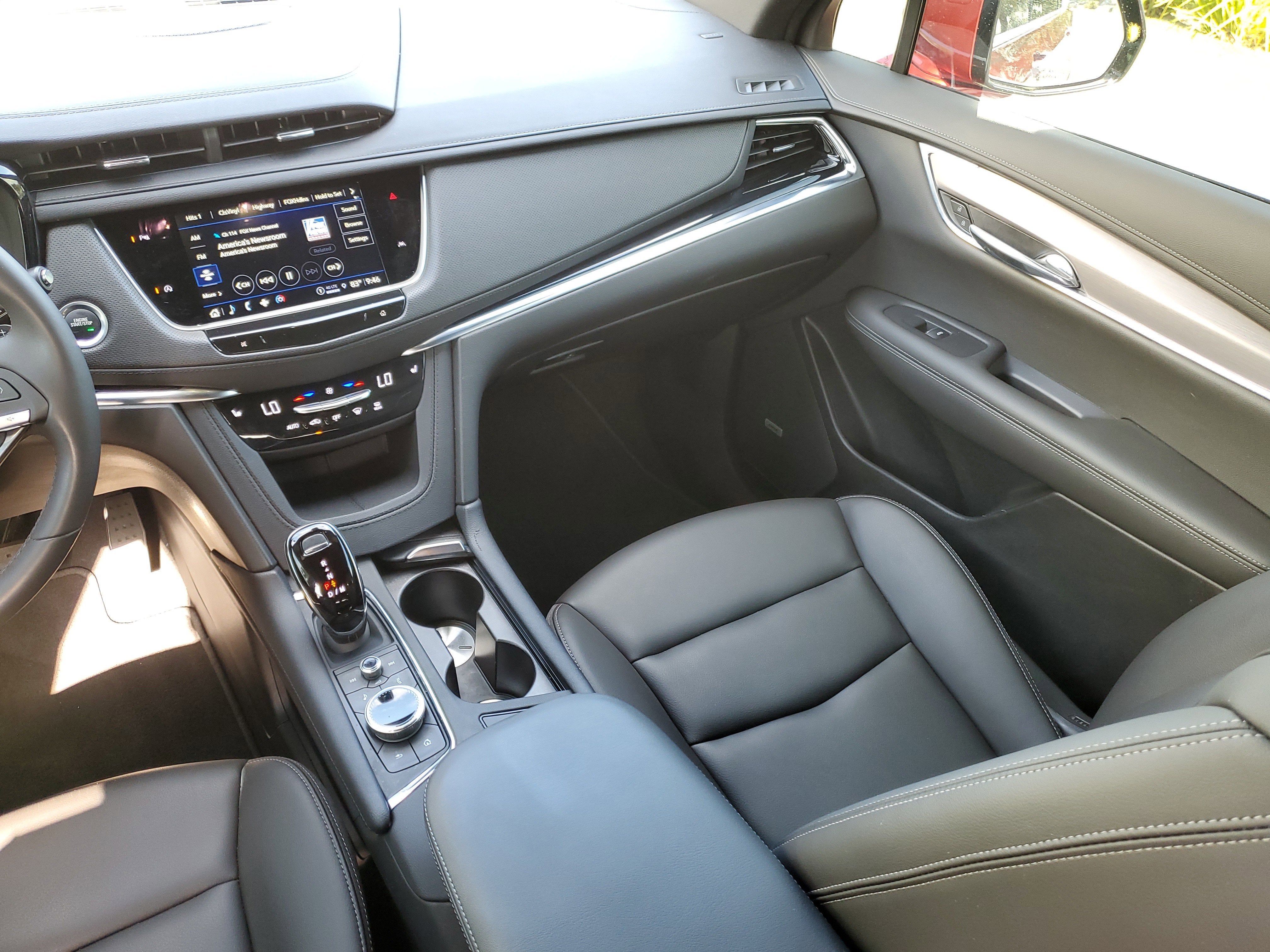 2024 Cadillac XT6 Luxury