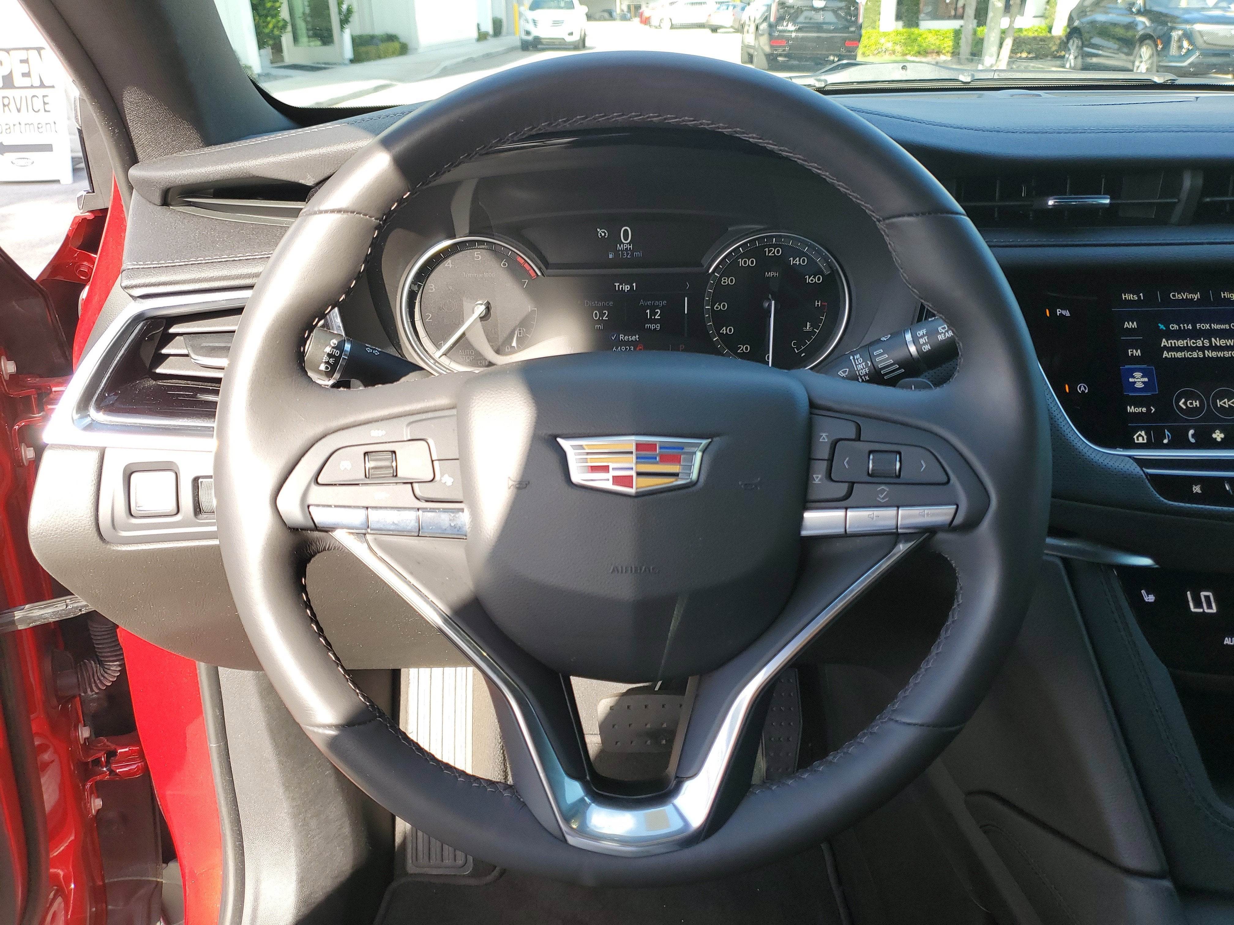 2024 Cadillac XT6 Luxury