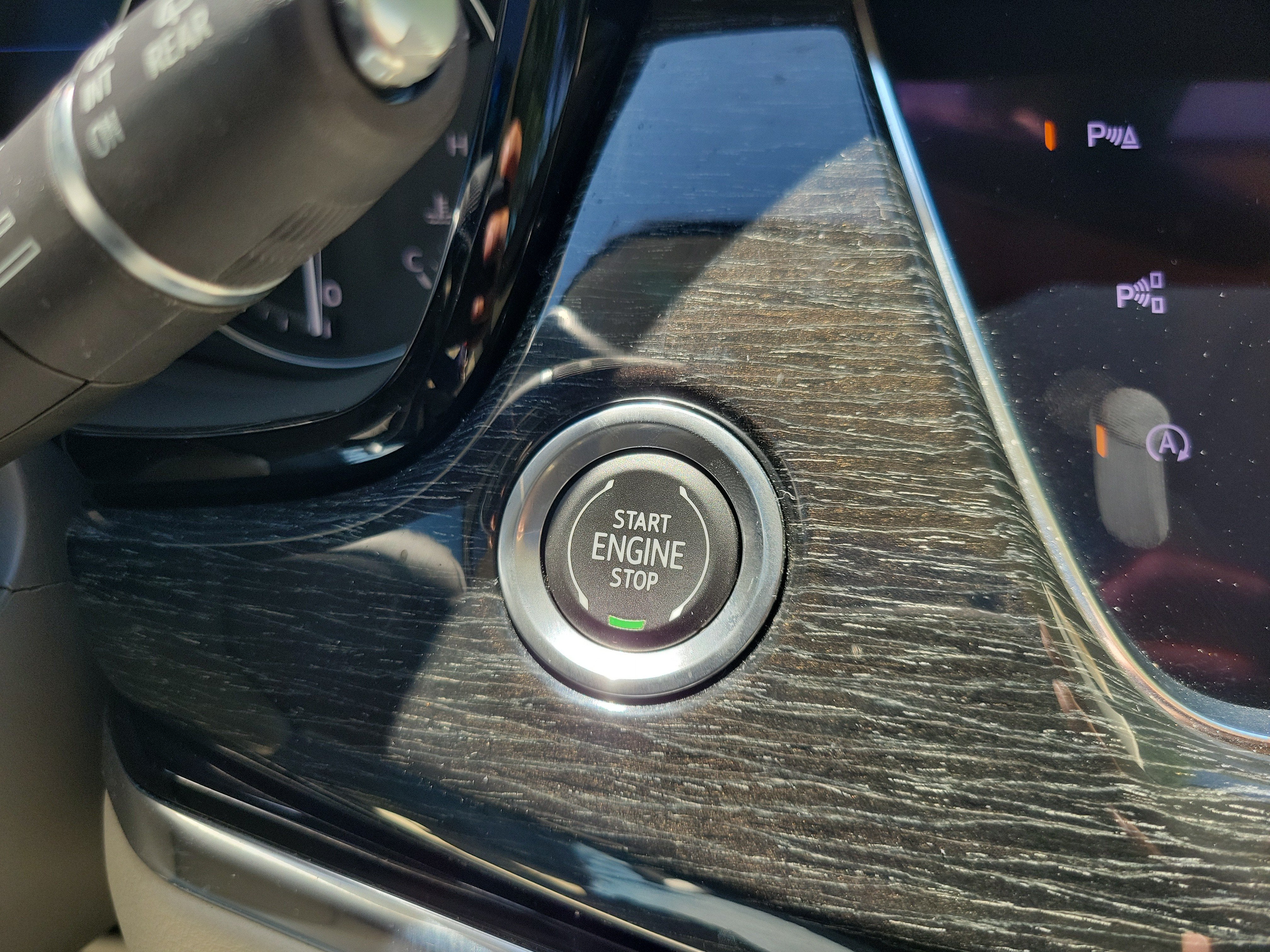 2020 Cadillac XT6 FWD Premium Luxury