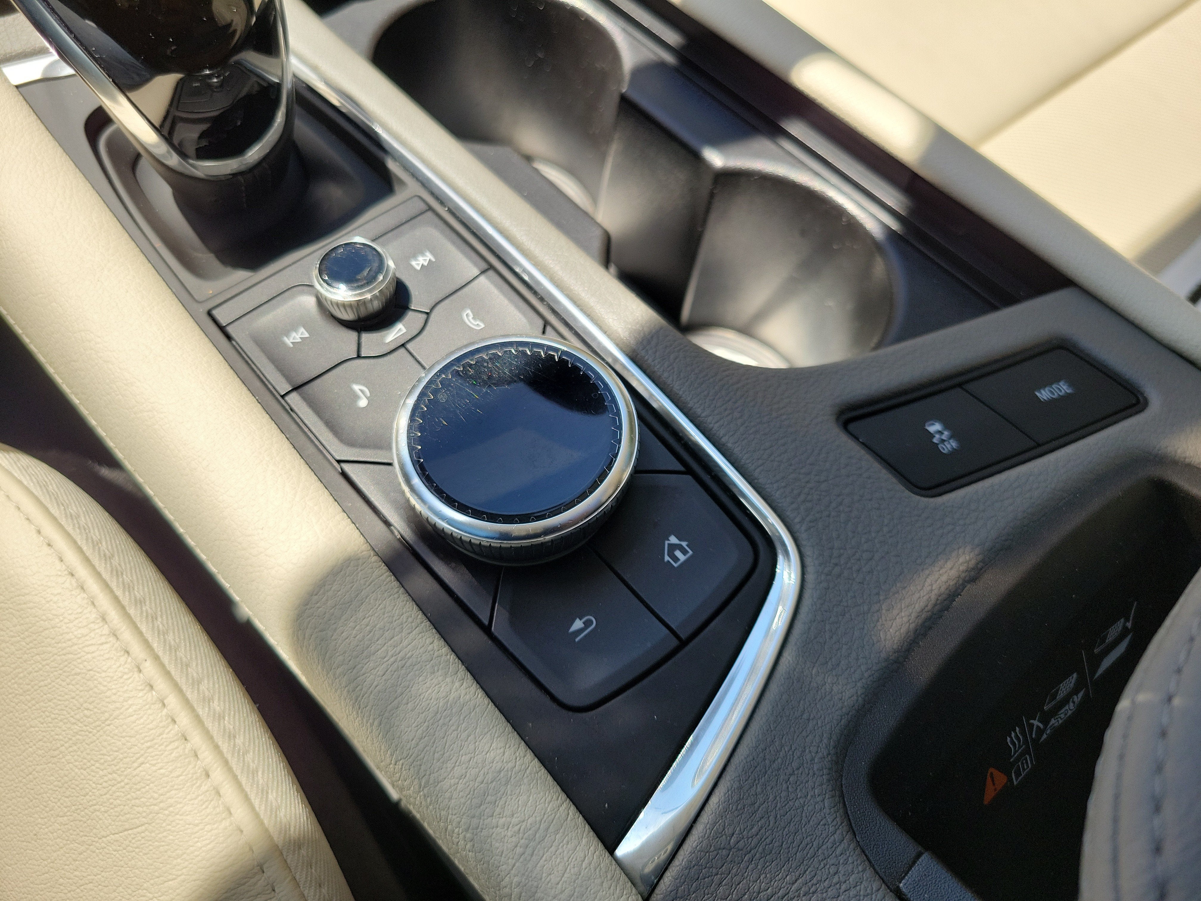 2020 Cadillac XT6 FWD Premium Luxury