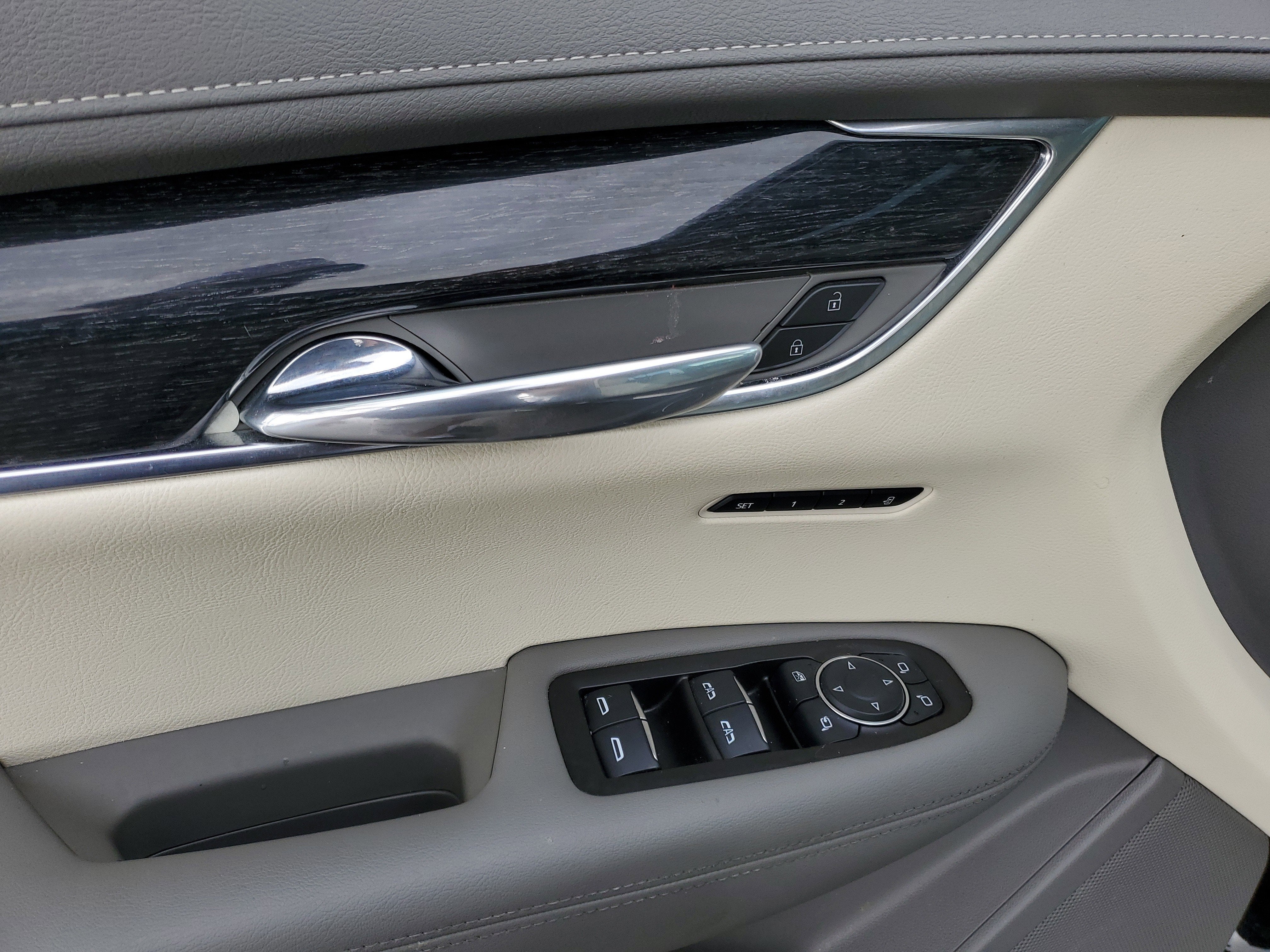 2021 Cadillac XT6 Premium Luxury