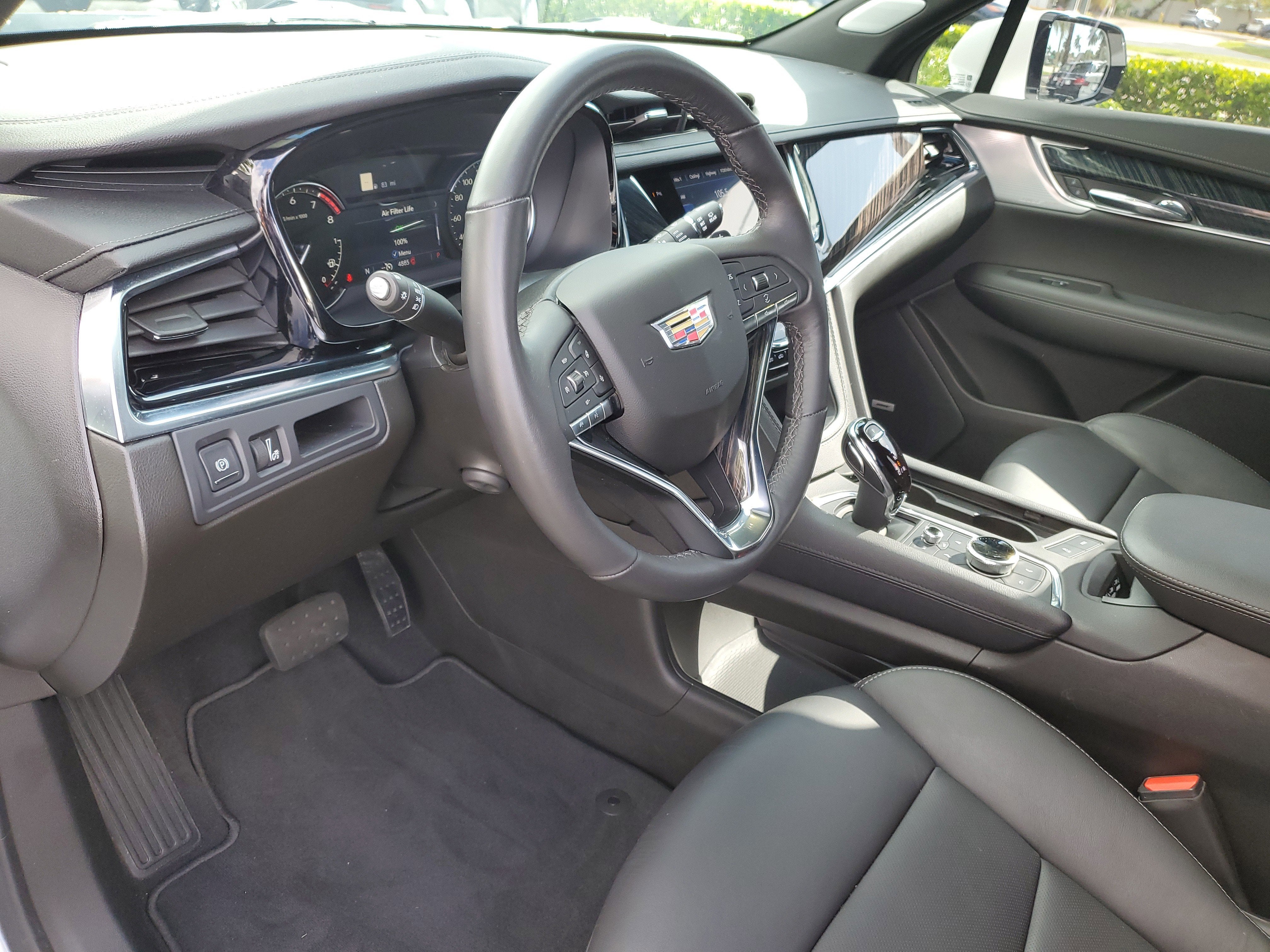 2023 Cadillac XT6 Premium Luxury