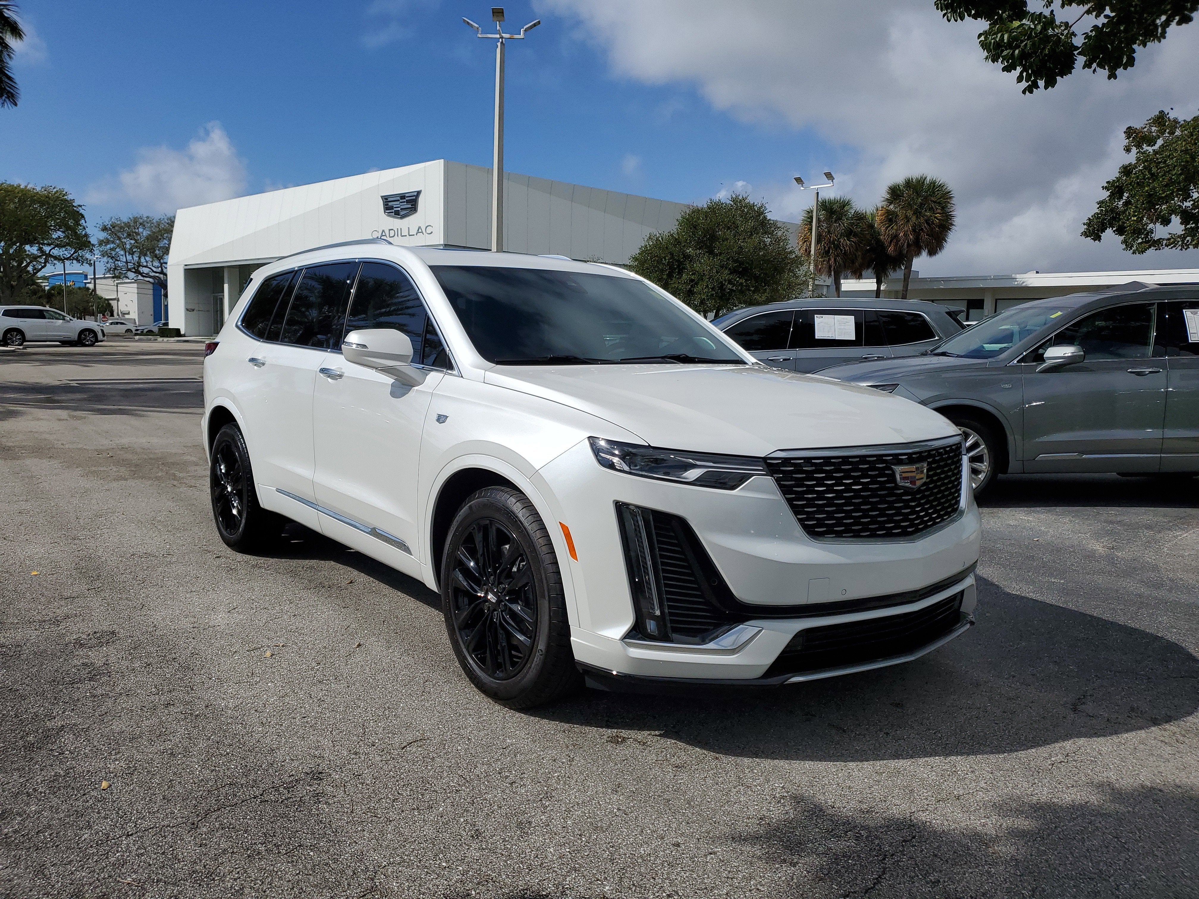 2023 Cadillac XT6 Premium Luxury