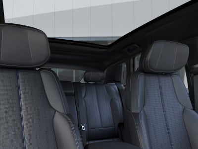 2025 Cadillac LYRIQ Luxury 1
