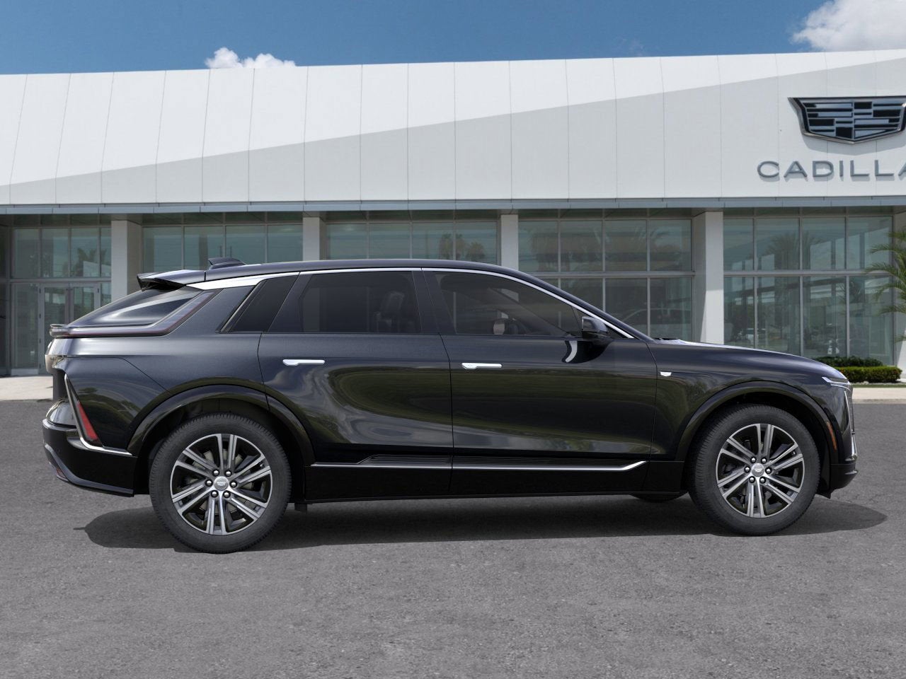 2025 Cadillac LYRIQ Luxury 1