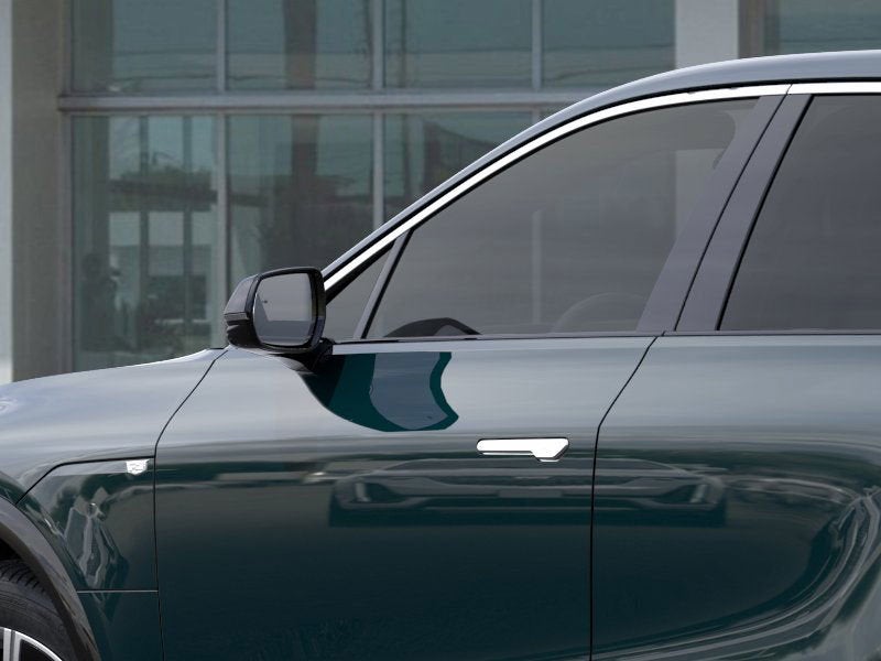 2025 Cadillac LYRIQ Luxury 2