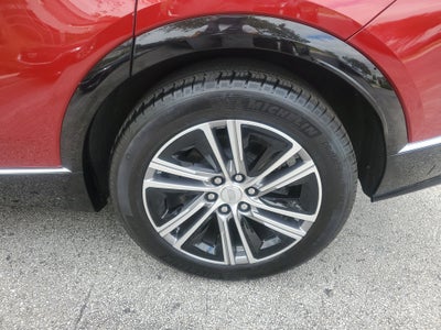 2024 Cadillac LYRIQ Luxury 2