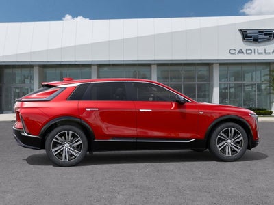 2025 Cadillac LYRIQ Luxury 2