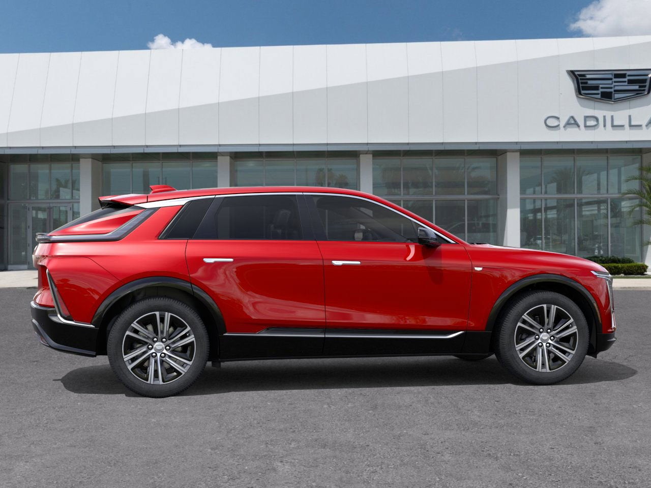 2025 Cadillac LYRIQ Luxury 2