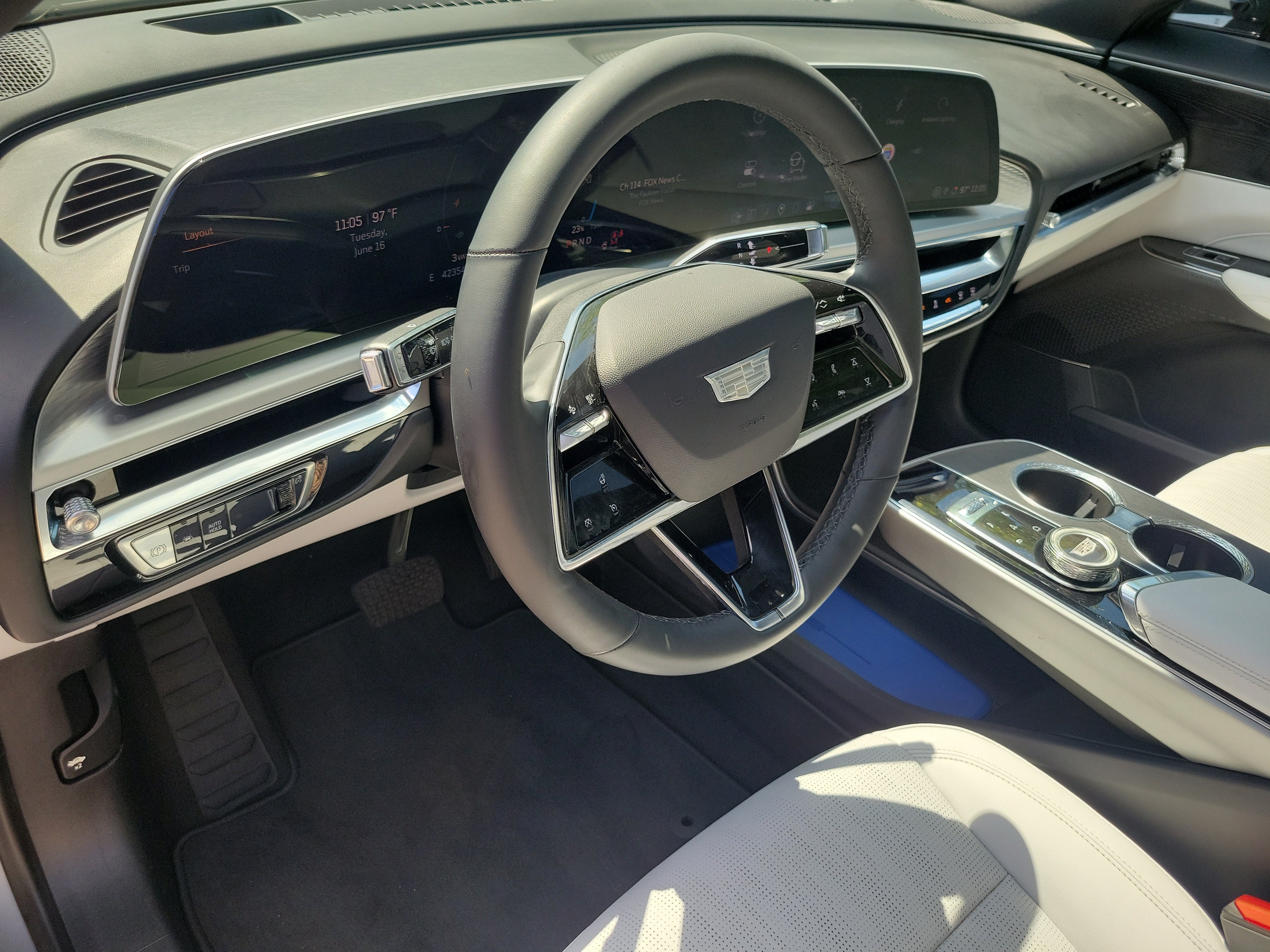 2024 Cadillac LYRIQ Sport 1