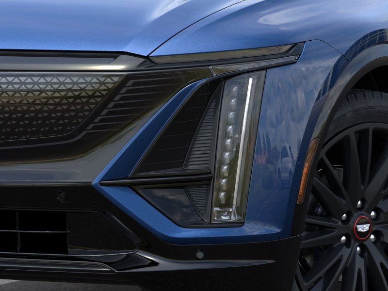 2025 Cadillac LYRIQ Sport 2