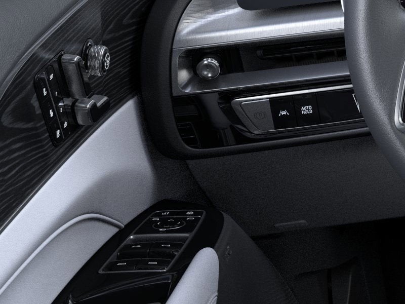 2025 Cadillac LYRIQ Sport 3