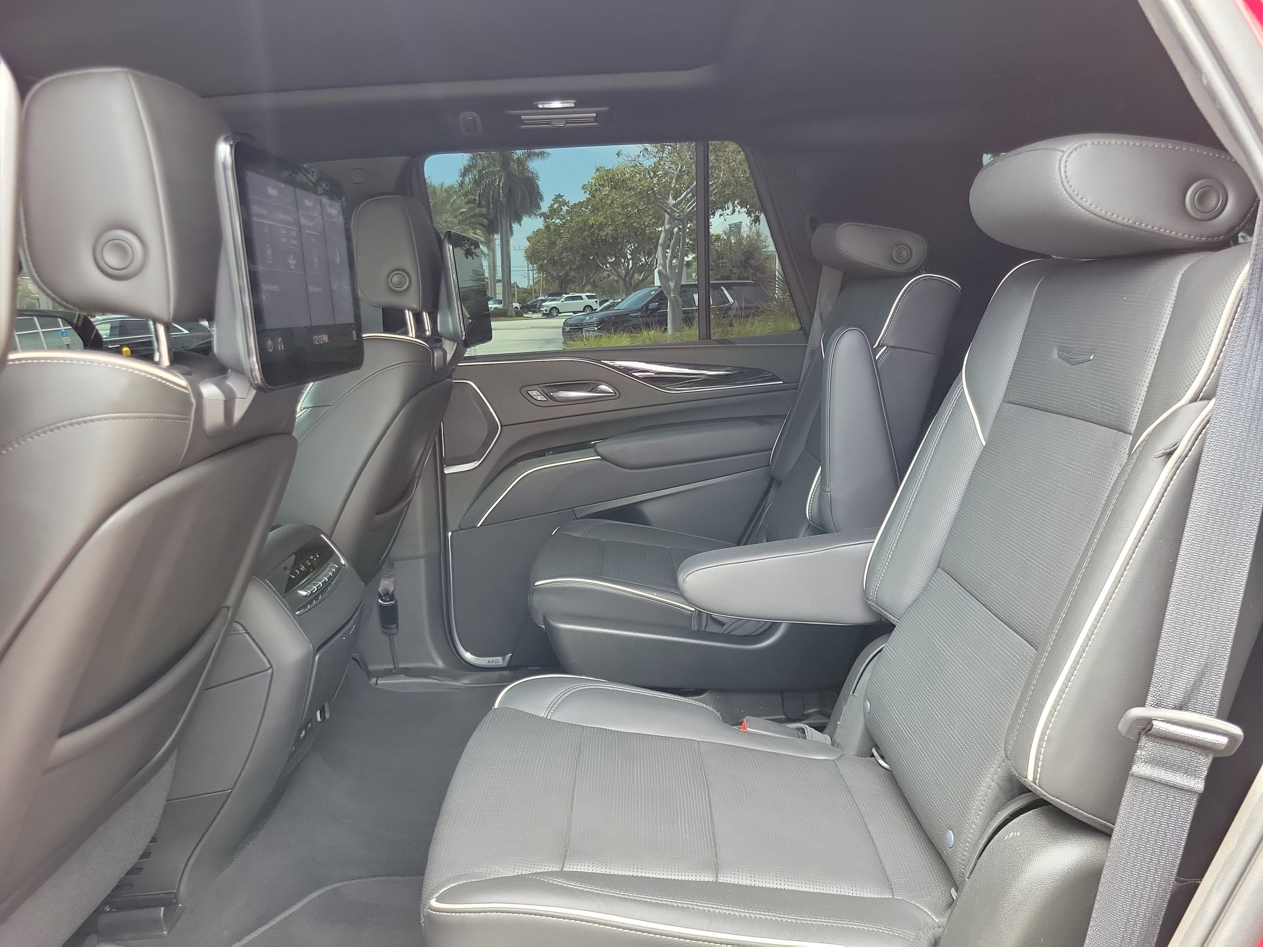 2021 Cadillac Escalade Sport