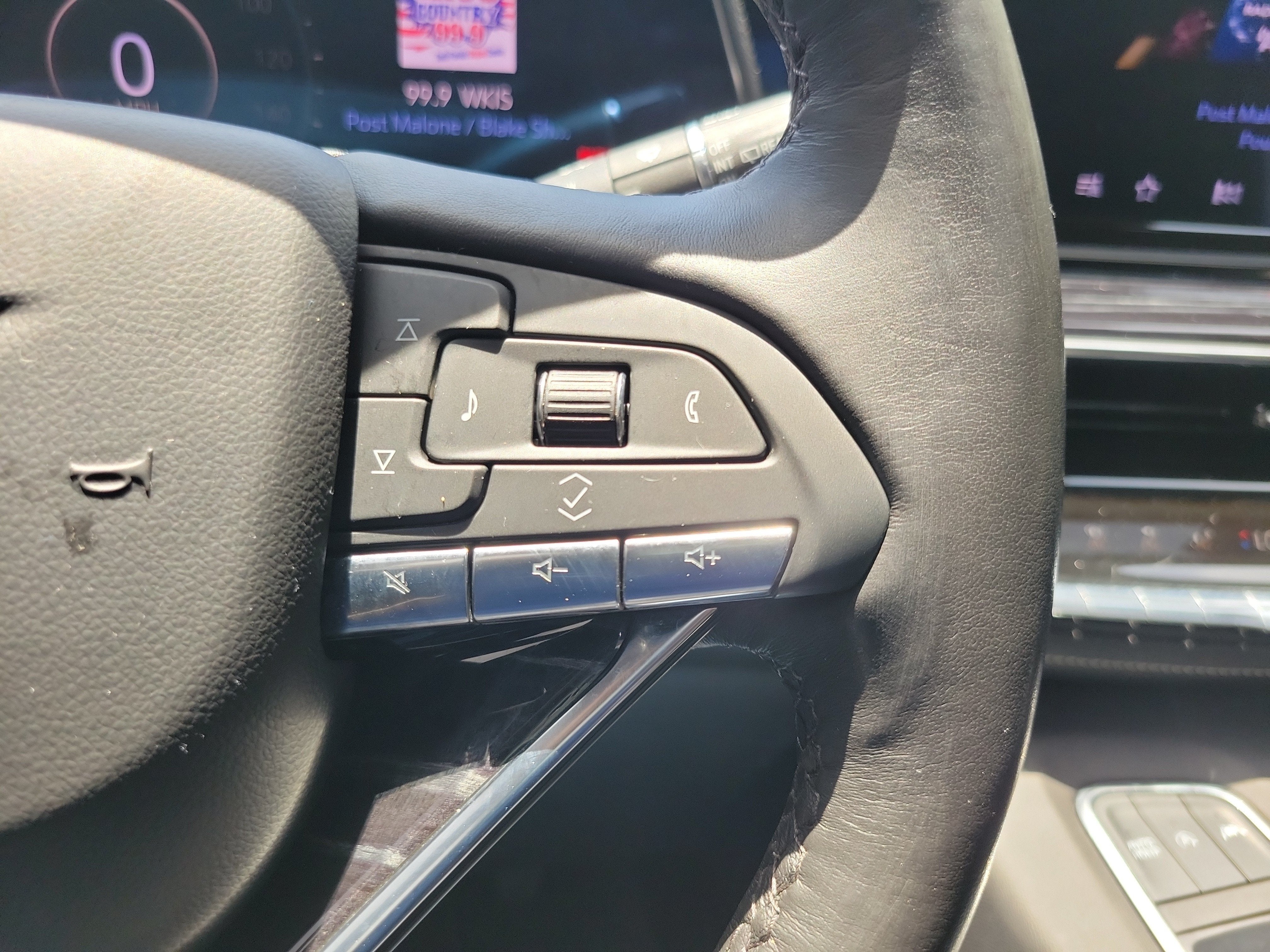 2022 Cadillac Escalade Sport