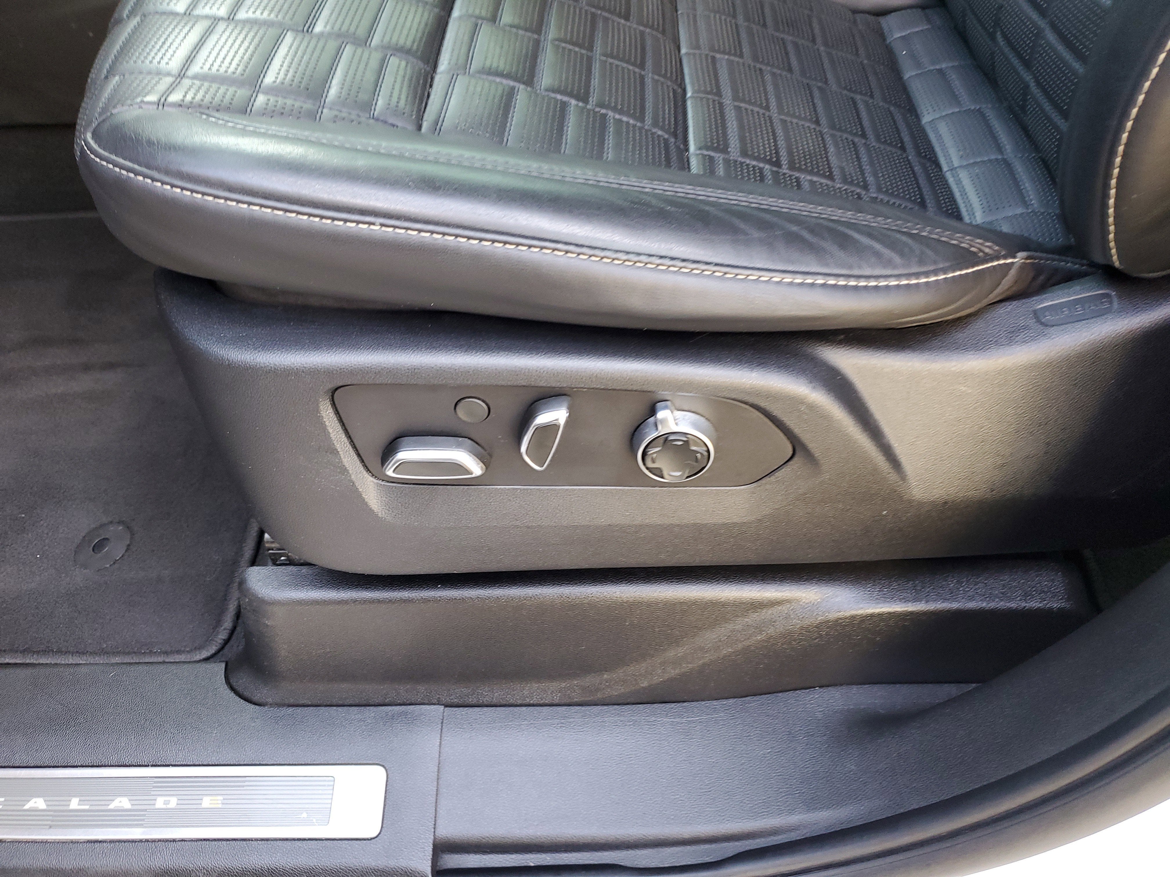 2021 Cadillac Escalade Sport Platinum