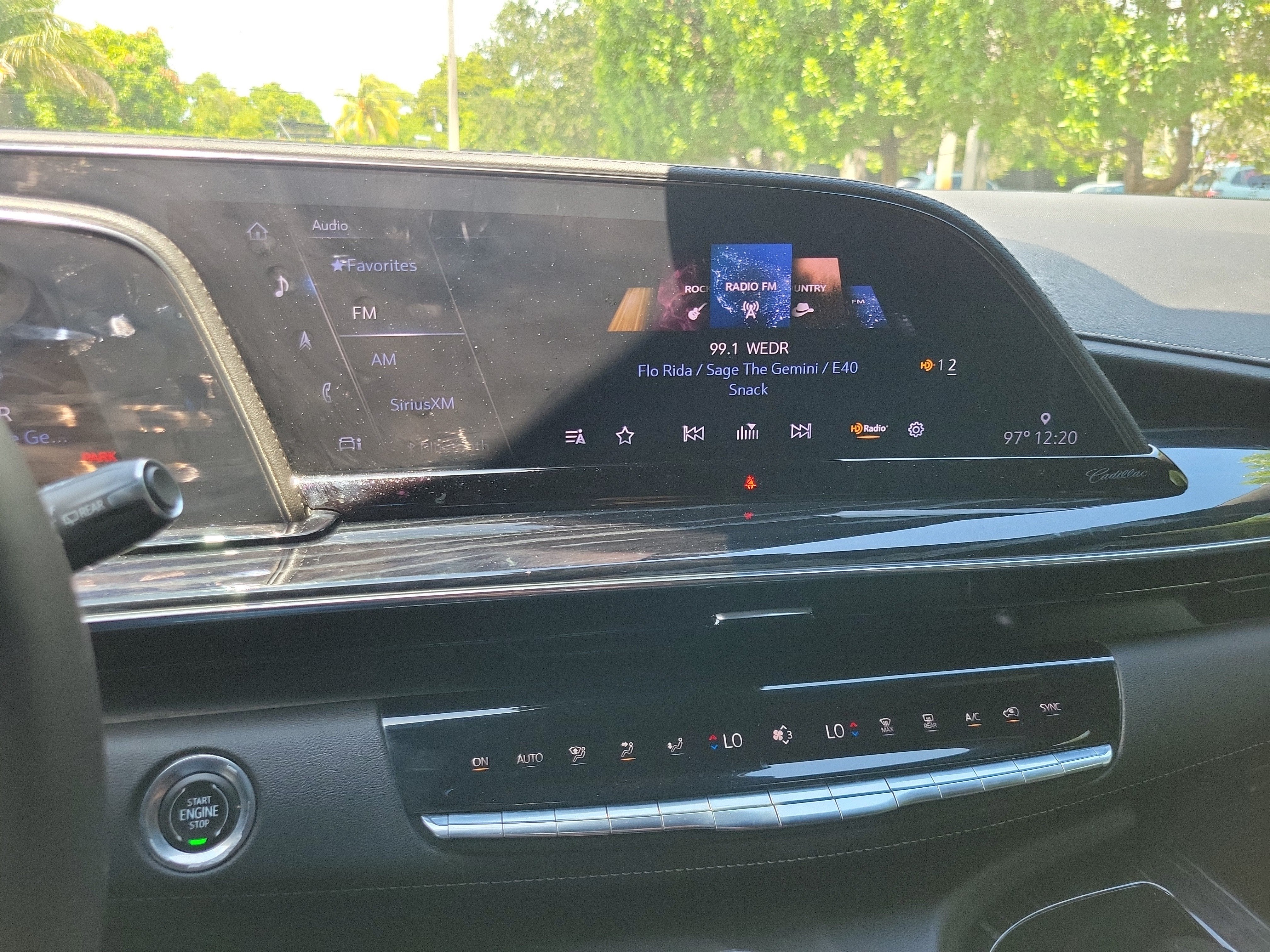 2022 Cadillac Escalade ESV Sport