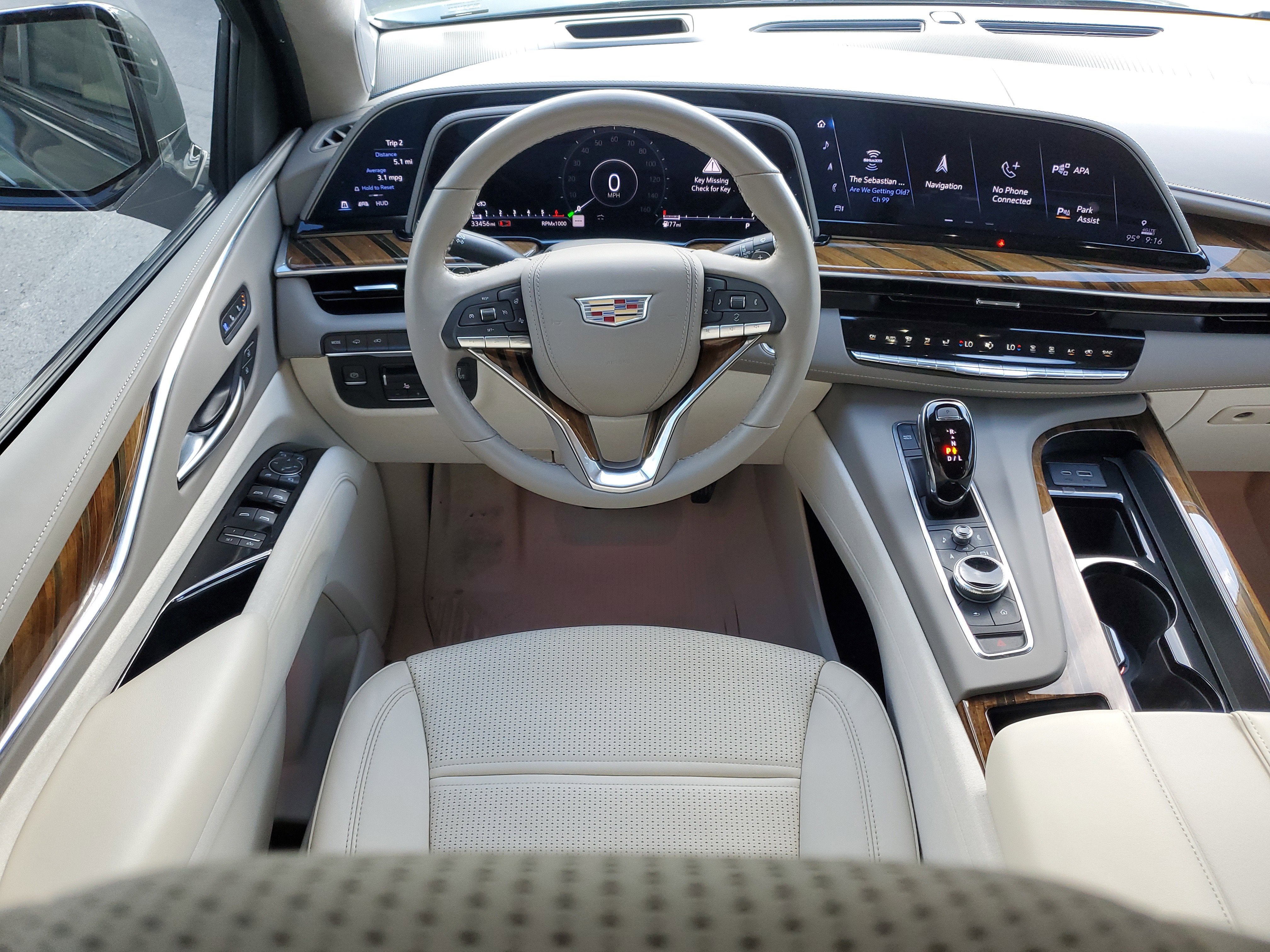 2023 Cadillac Escalade ESV Sport Platinum