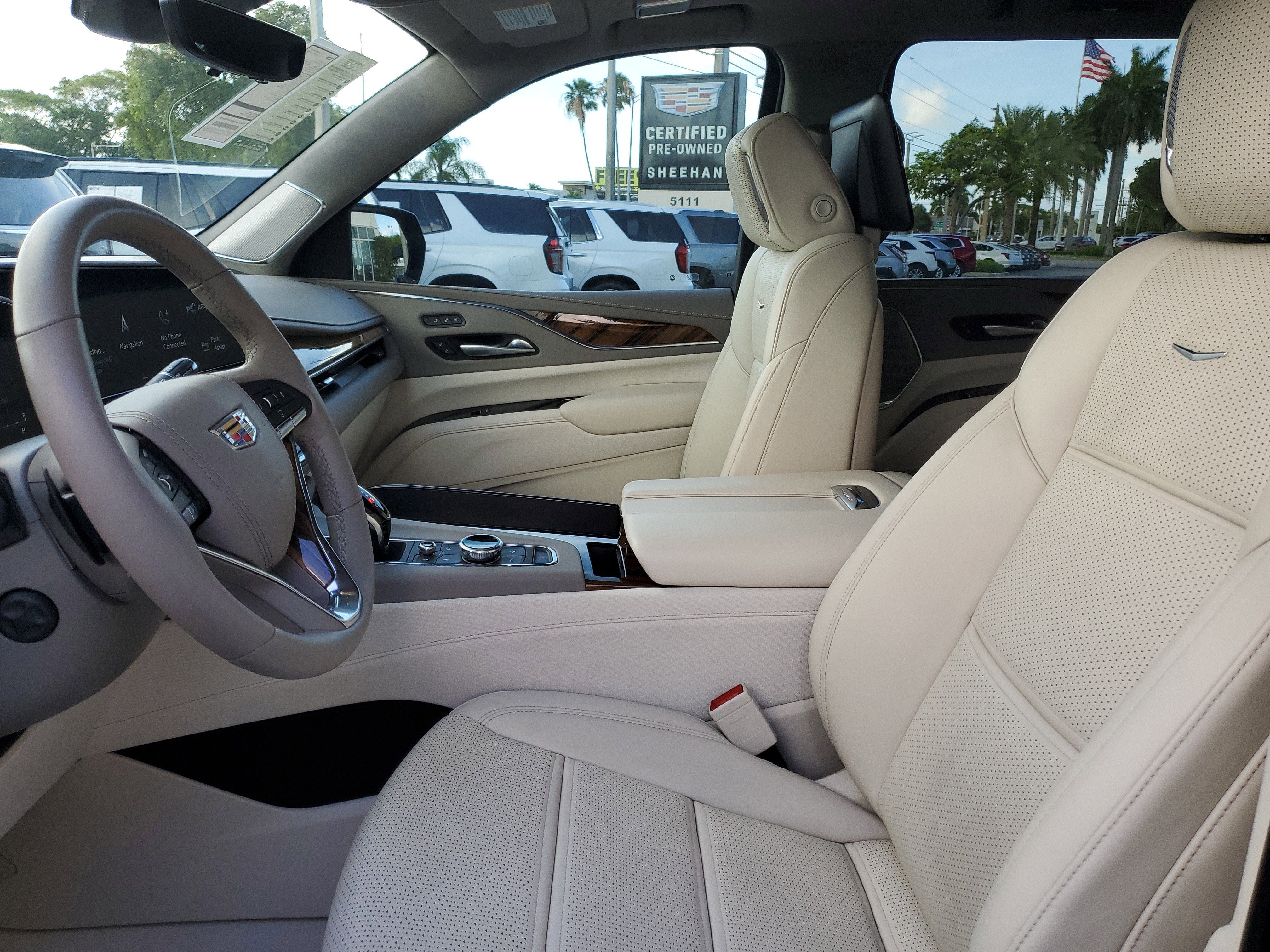 2023 Cadillac Escalade ESV Sport Platinum