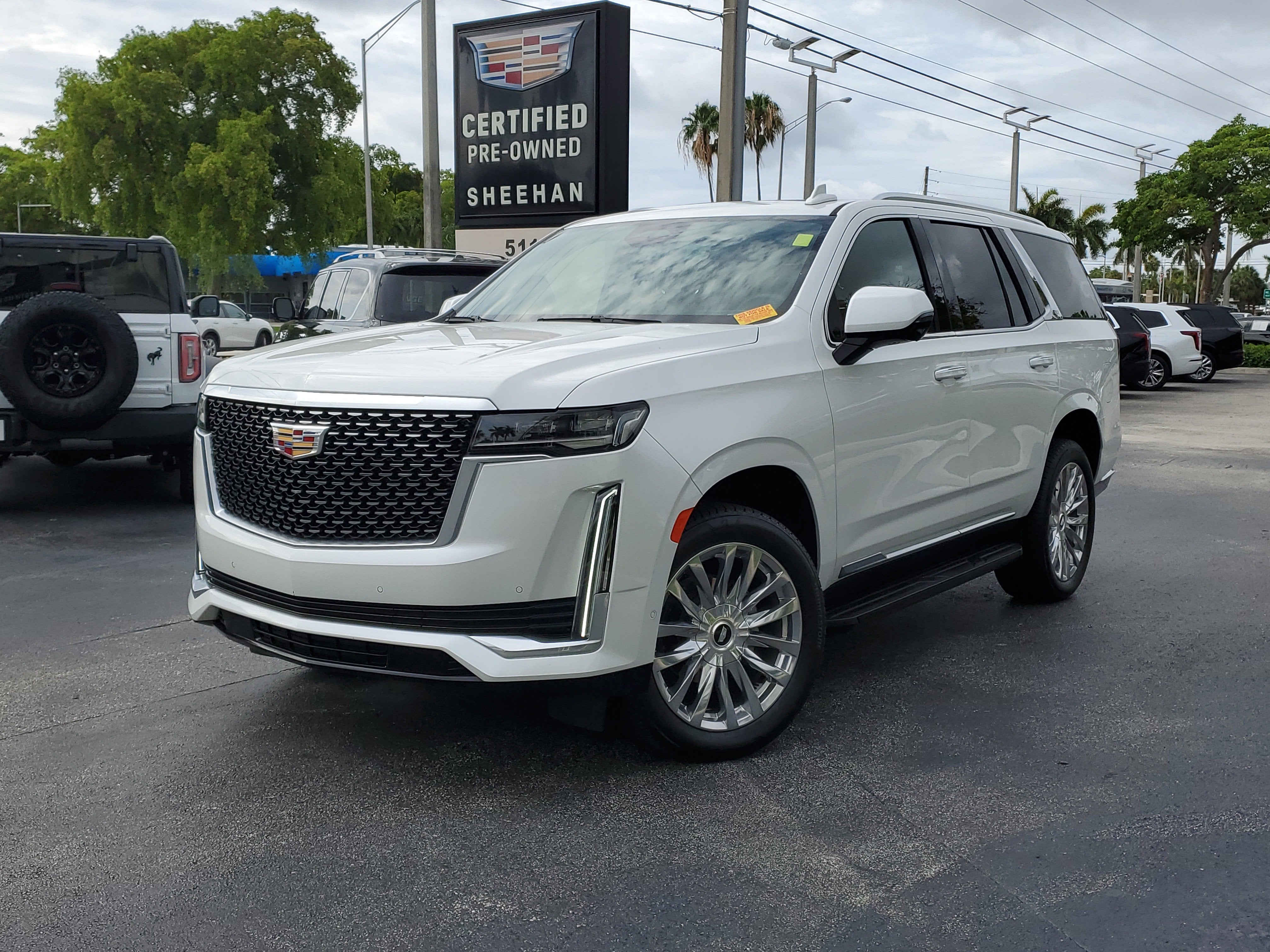 2023 Cadillac Escalade Premium Luxury