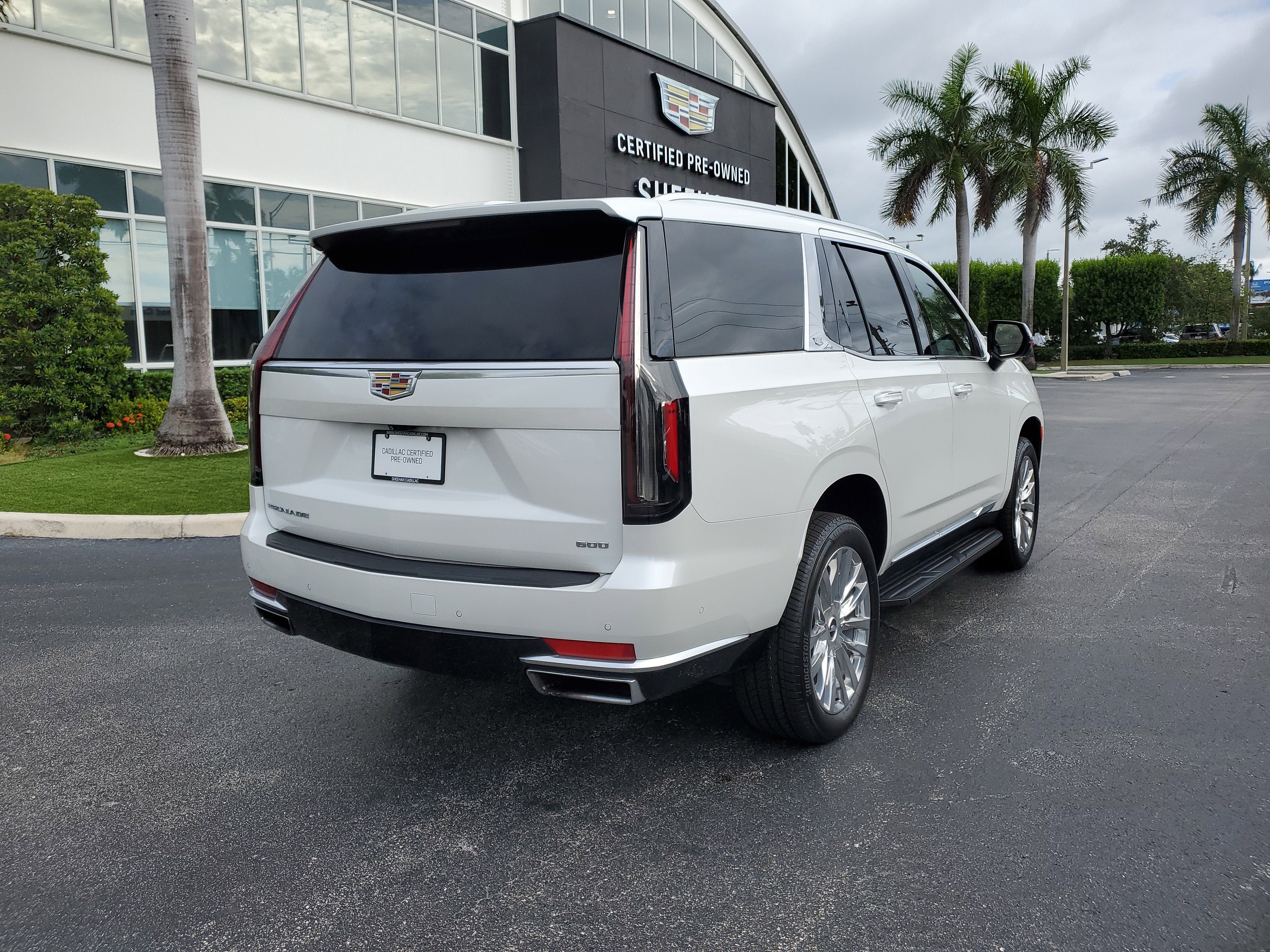 2023 Cadillac Escalade Premium Luxury