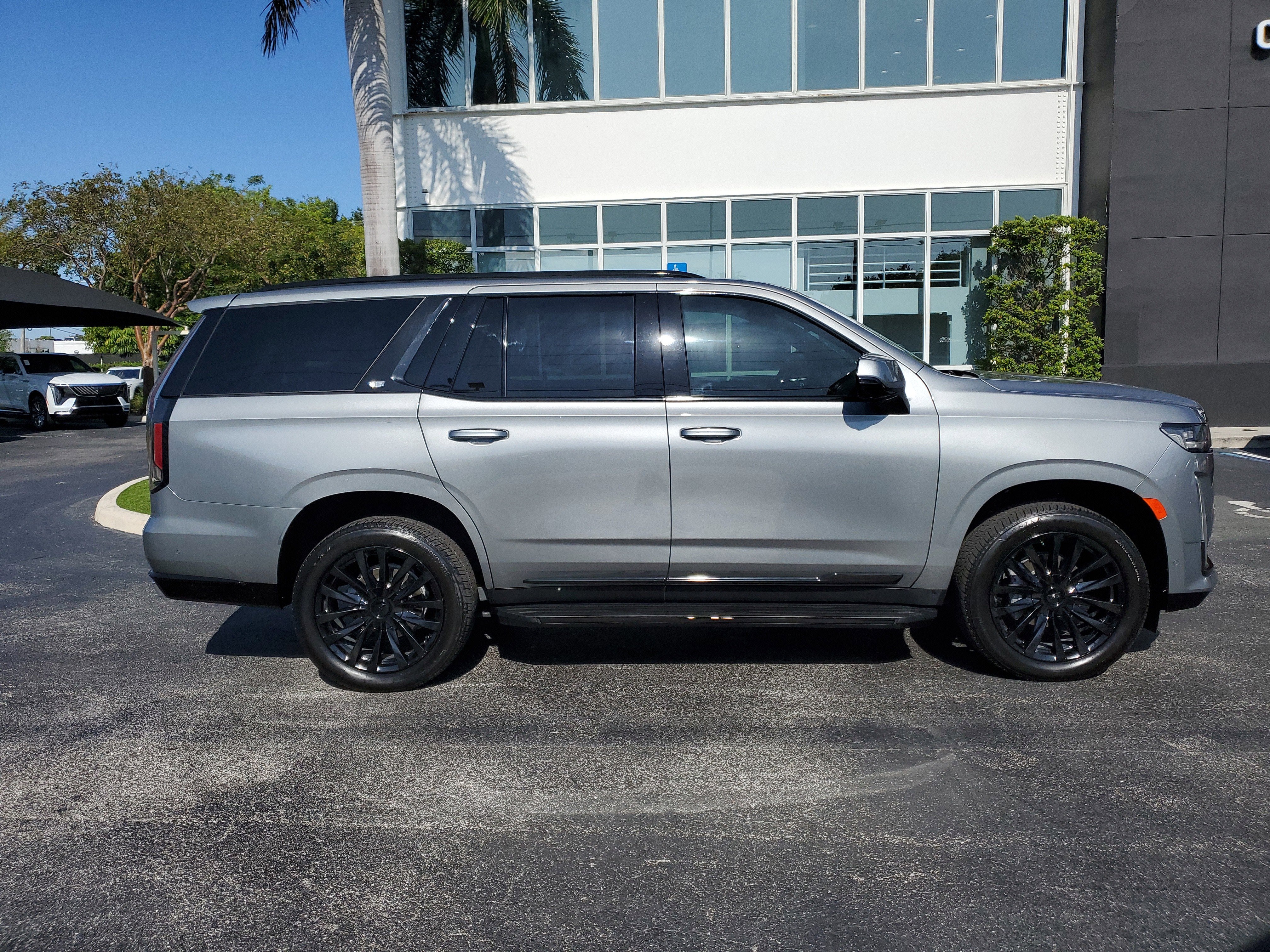 2023 Cadillac Escalade Premium Luxury