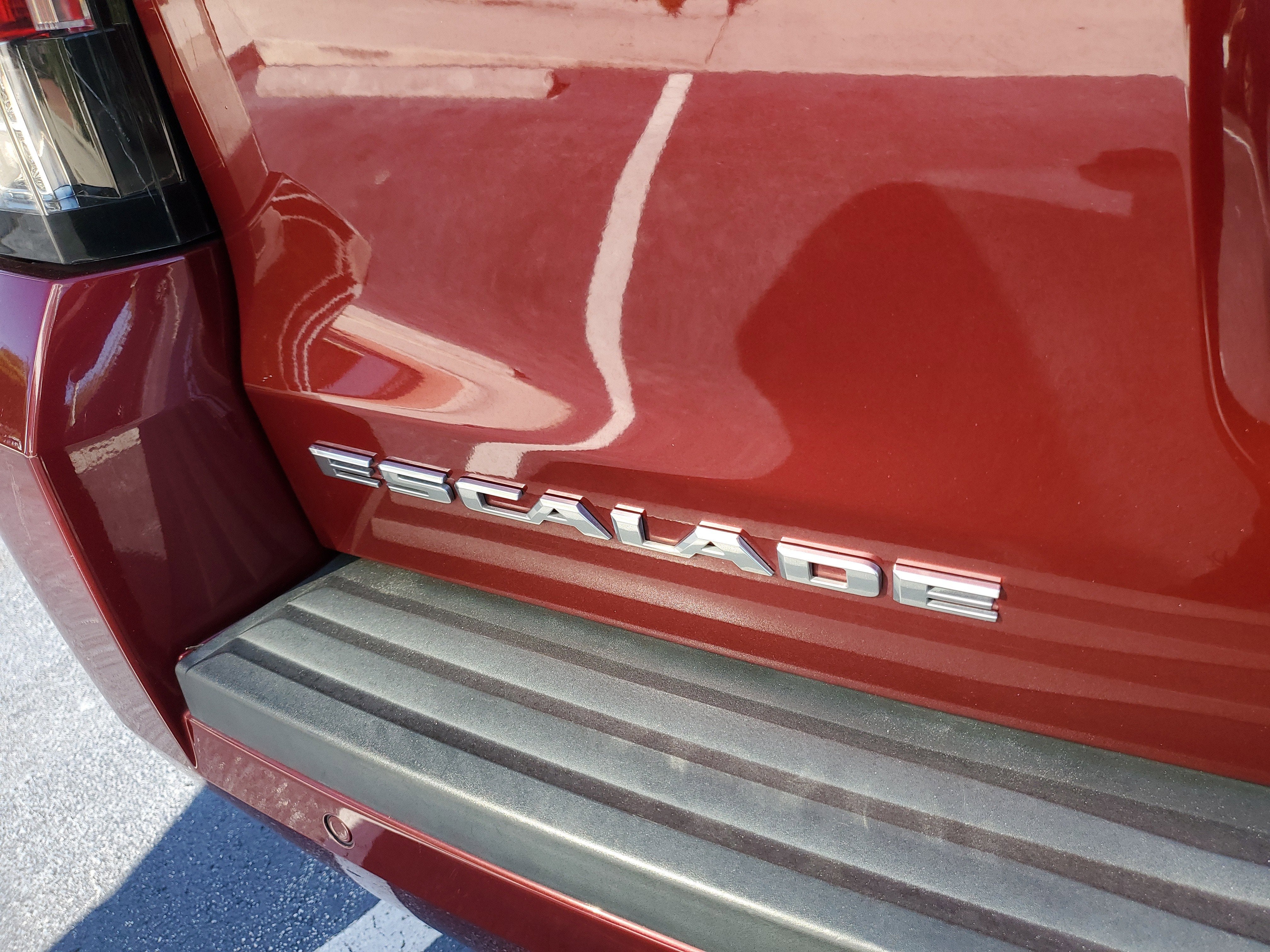 2020 Cadillac Escalade Premium Luxury