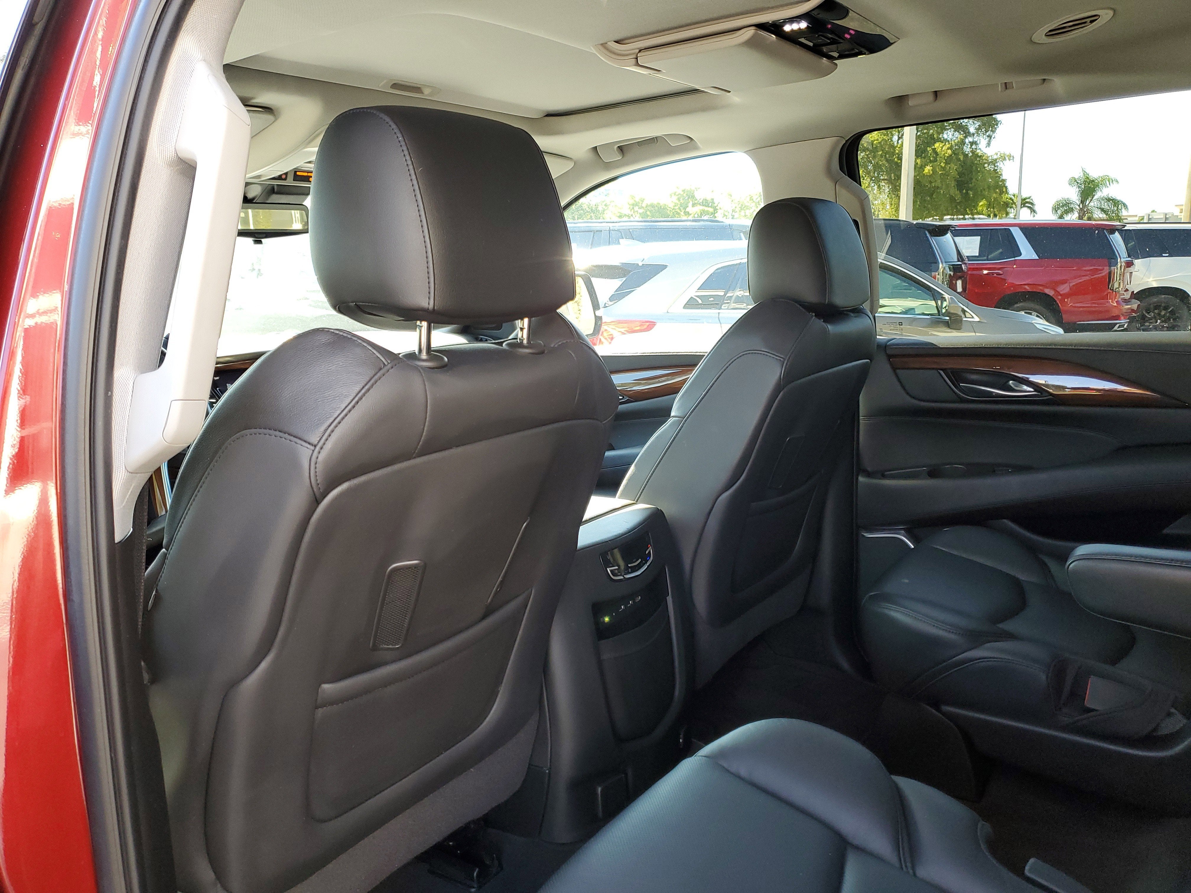 2020 Cadillac Escalade Premium Luxury