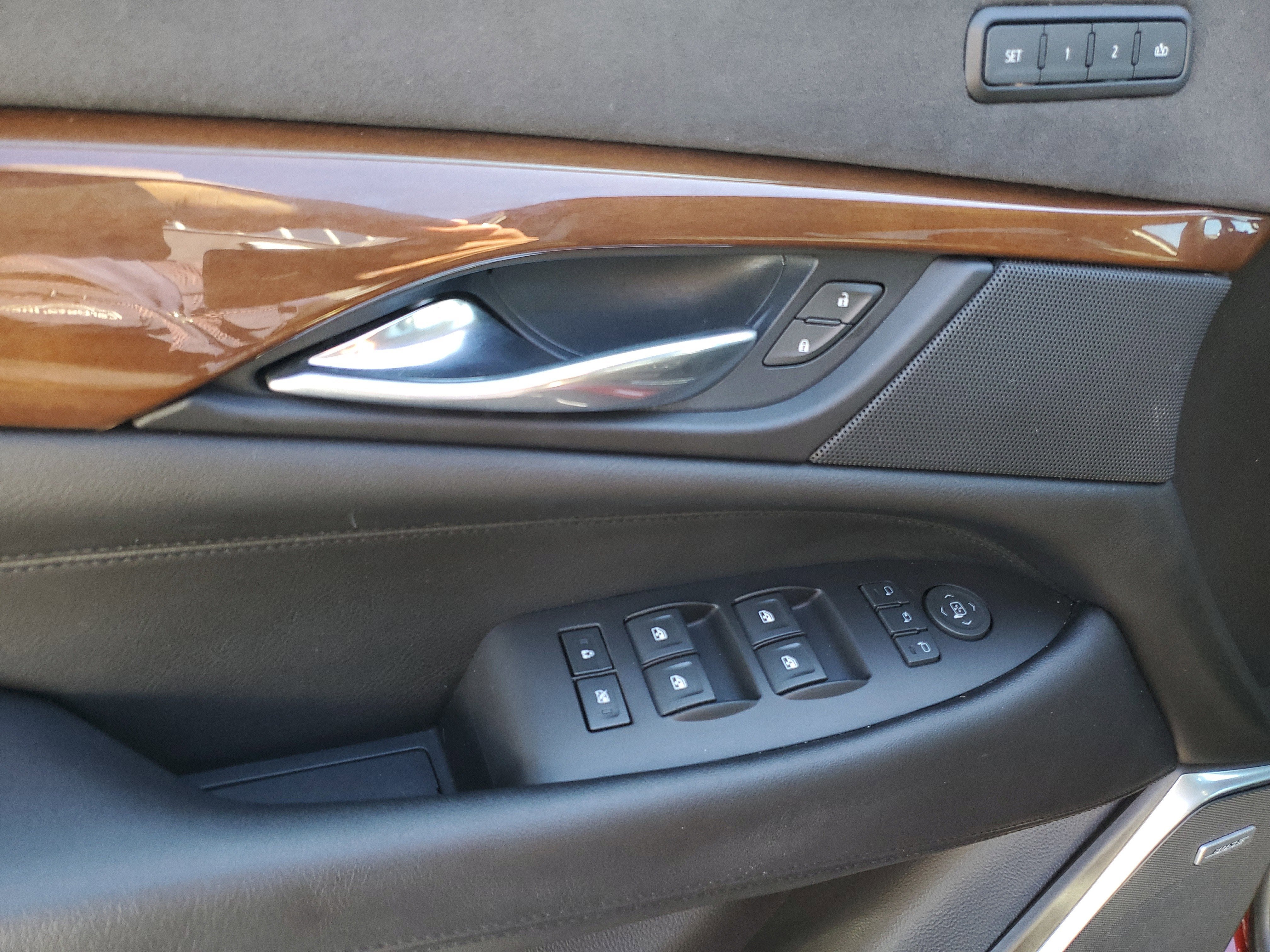 2020 Cadillac Escalade Premium Luxury