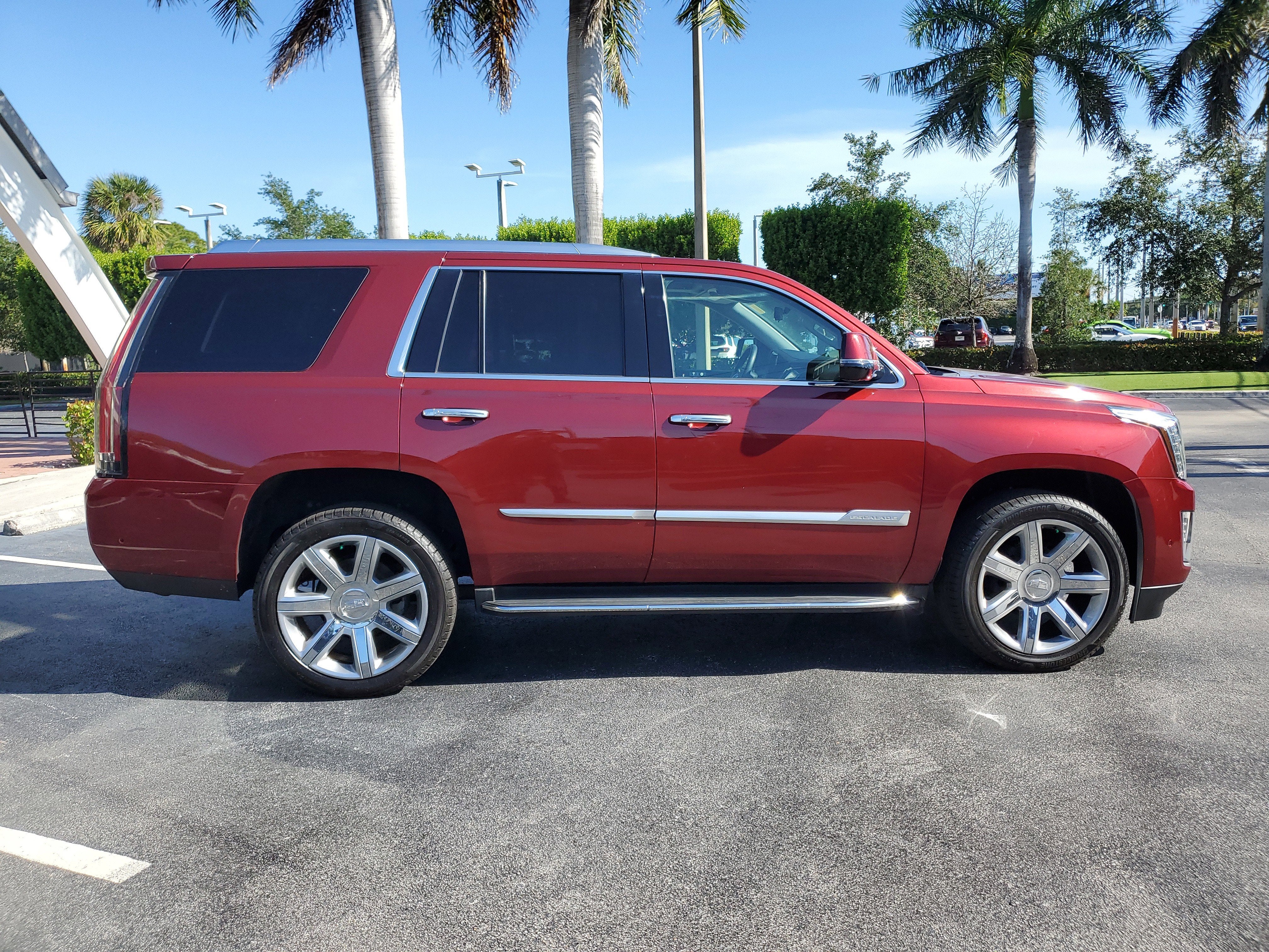 2020 Cadillac Escalade Premium Luxury