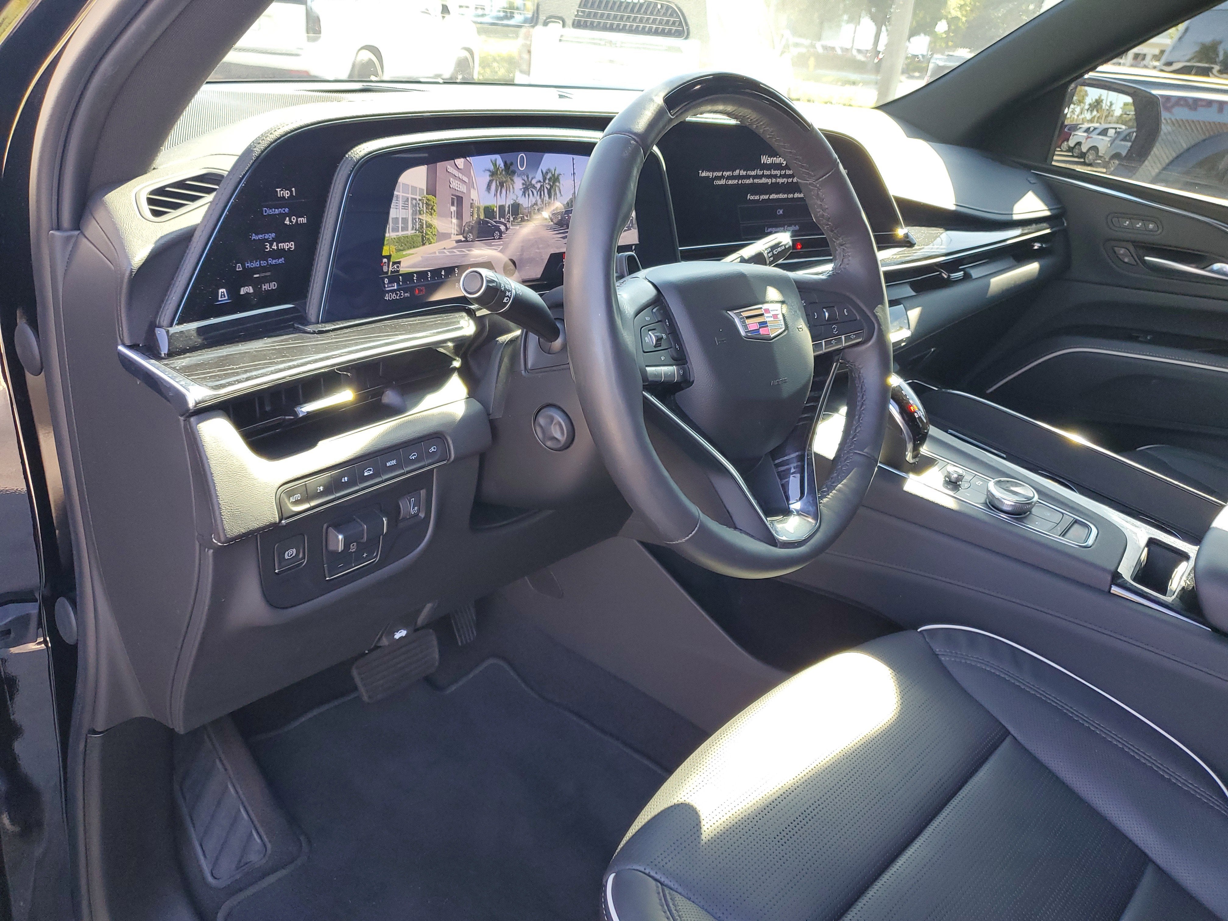 2023 Cadillac Escalade Sport