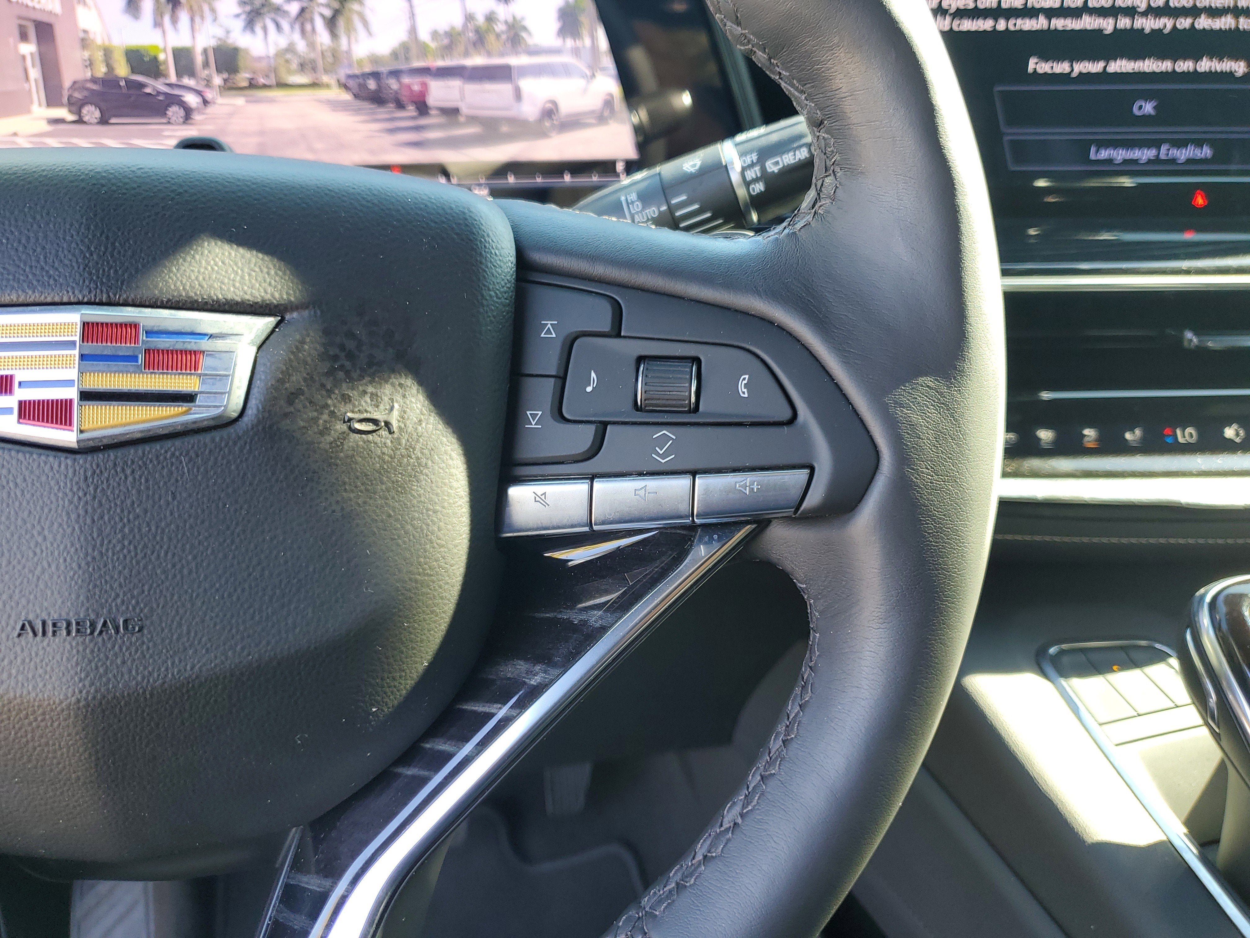 2023 Cadillac Escalade Sport