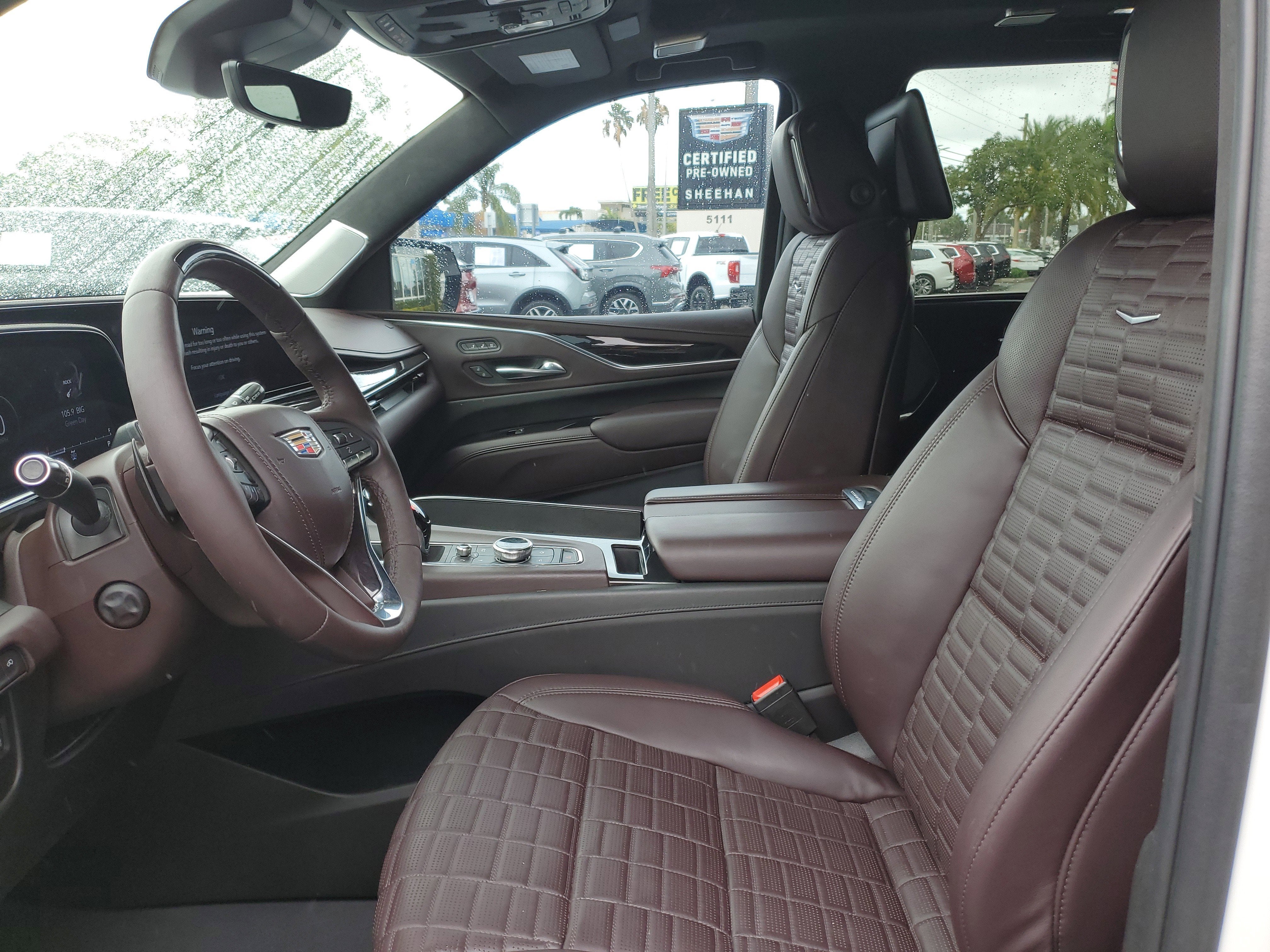 2022 Cadillac Escalade Sport Platinum