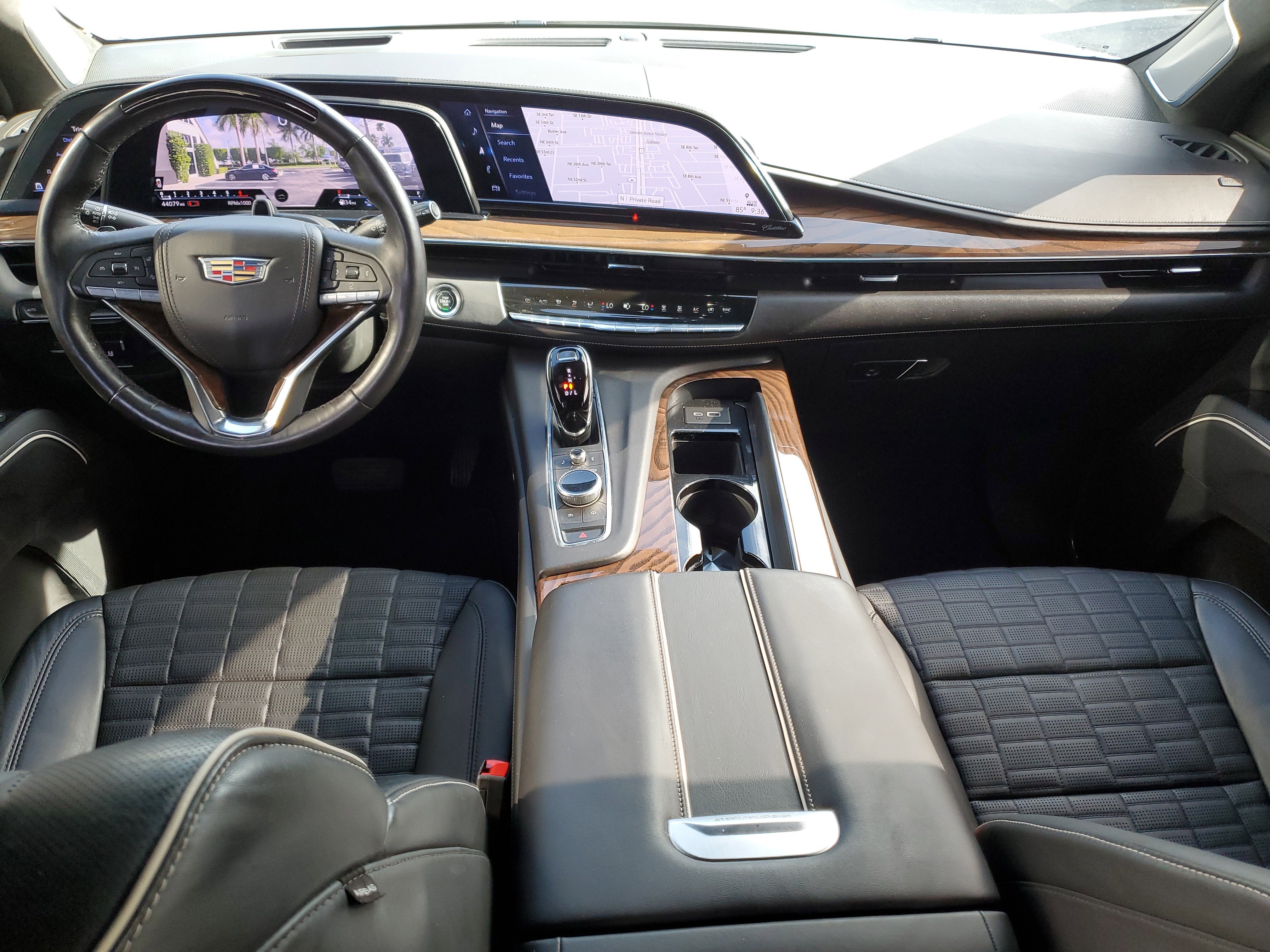 2023 Cadillac Escalade Sport Platinum