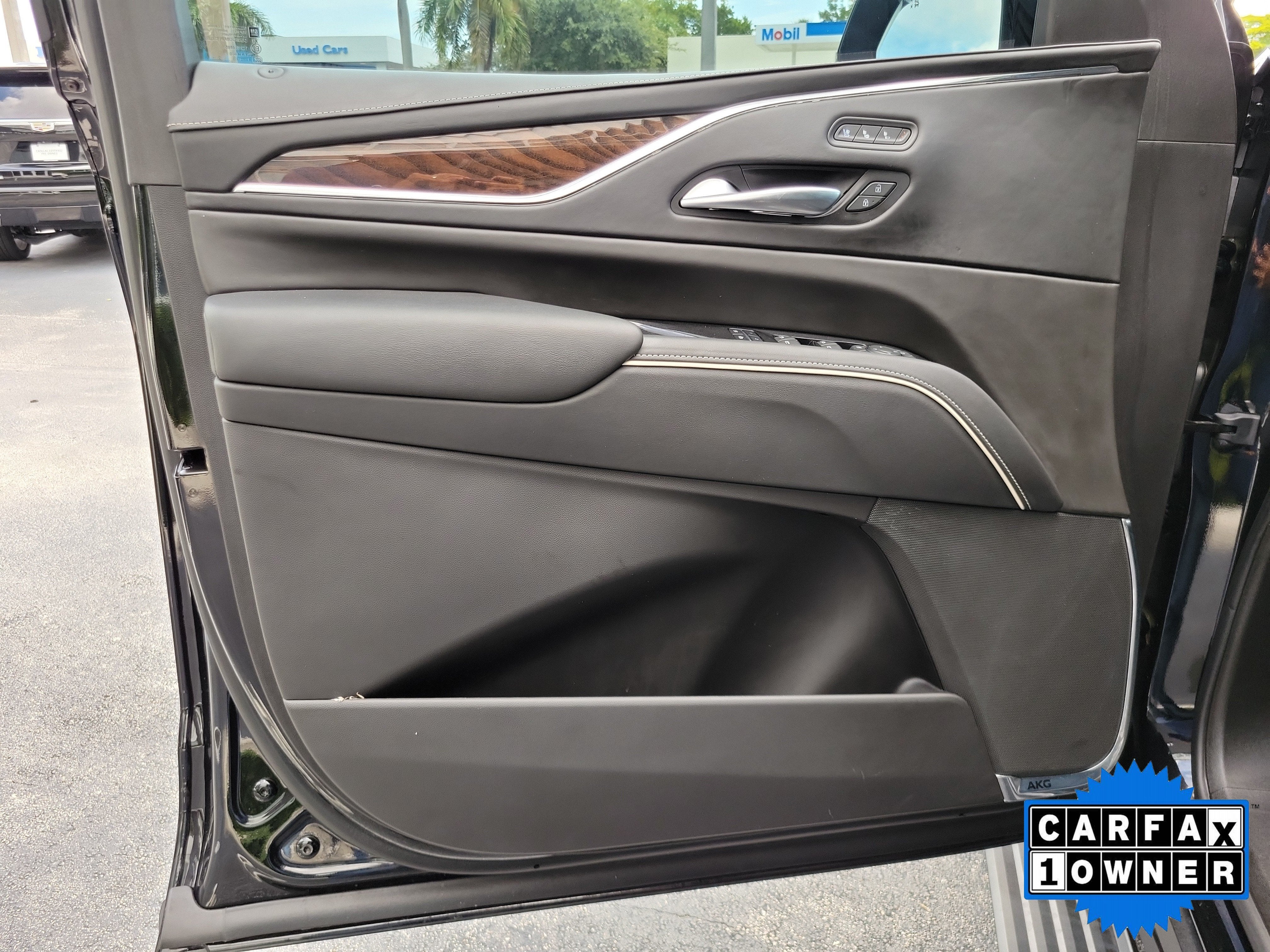 2023 Cadillac Escalade 4WD Sport Platinum