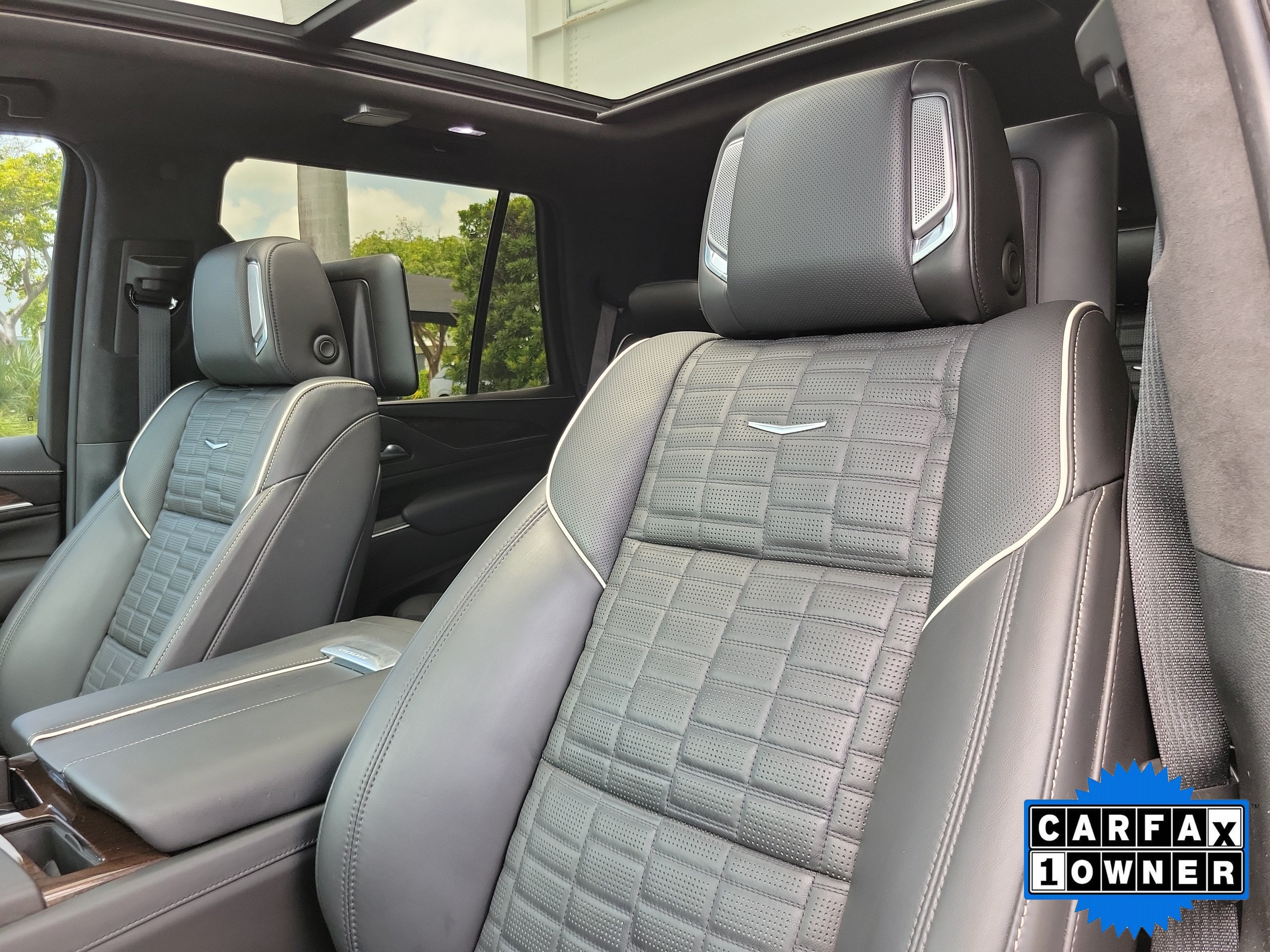 2023 Cadillac Escalade 4WD Sport Platinum