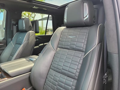 2023 Cadillac Escalade Sport Platinum