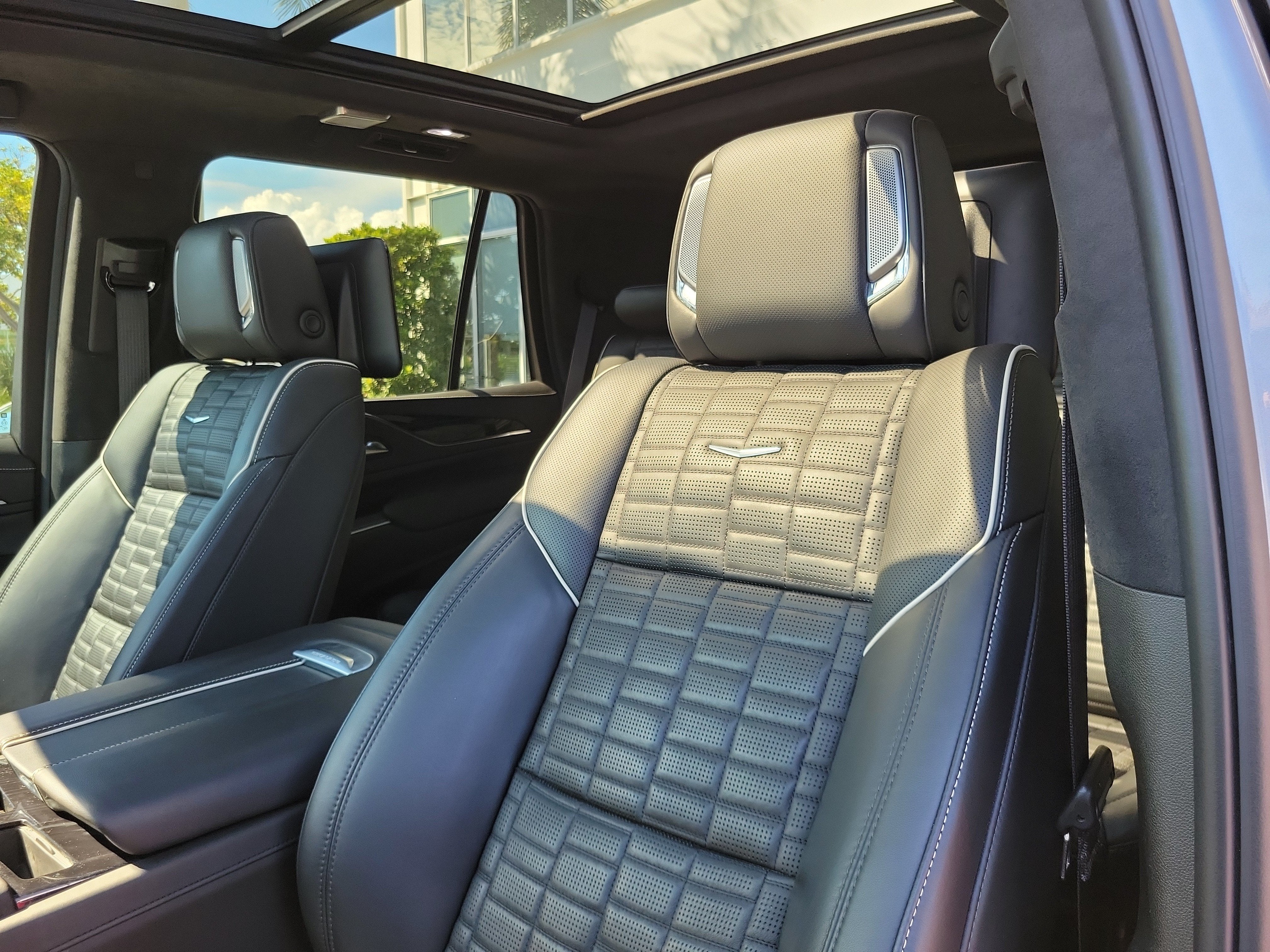 2023 Cadillac Escalade AWD V-Series