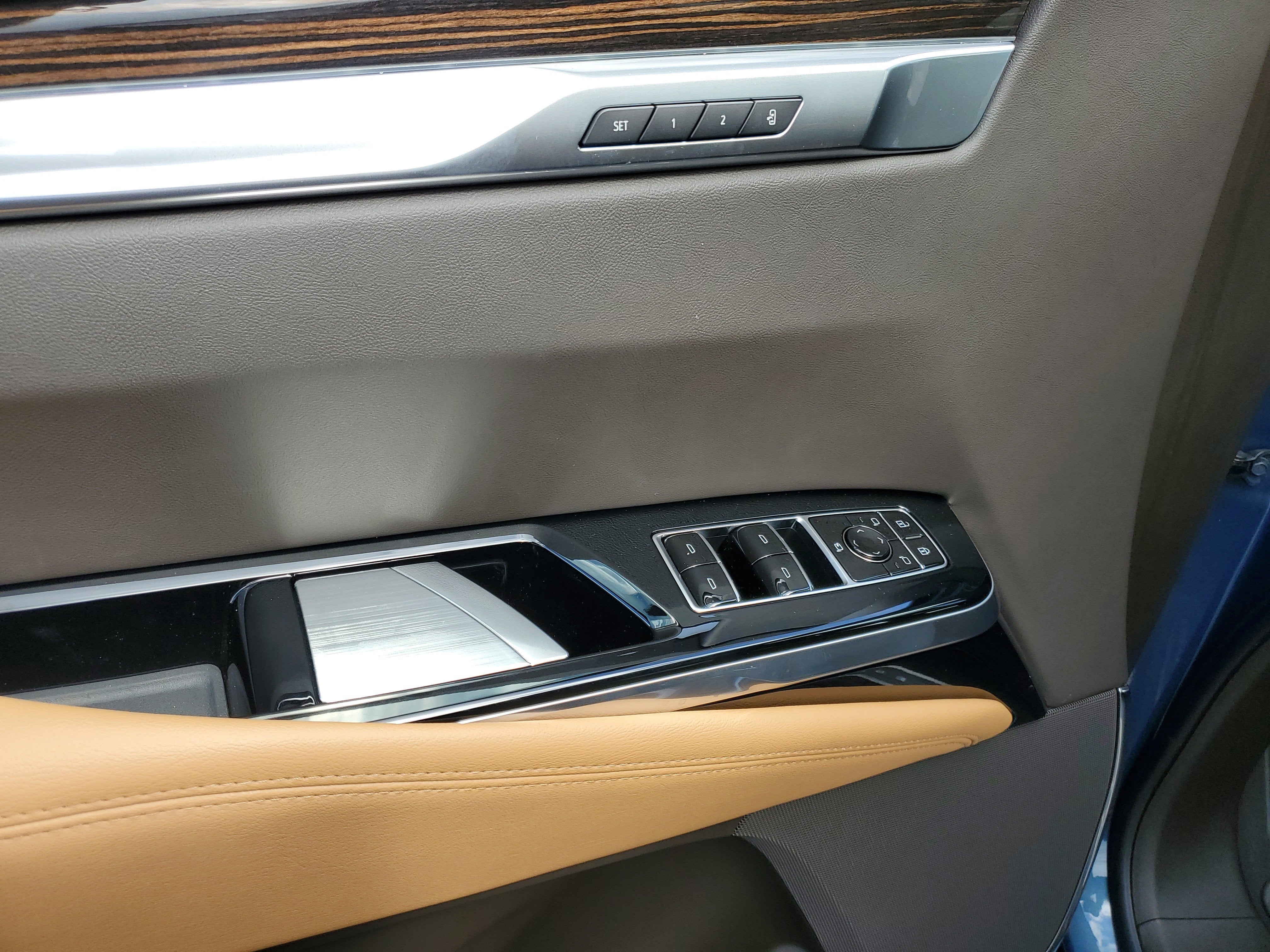 2025 Cadillac Escalade Premium Luxury