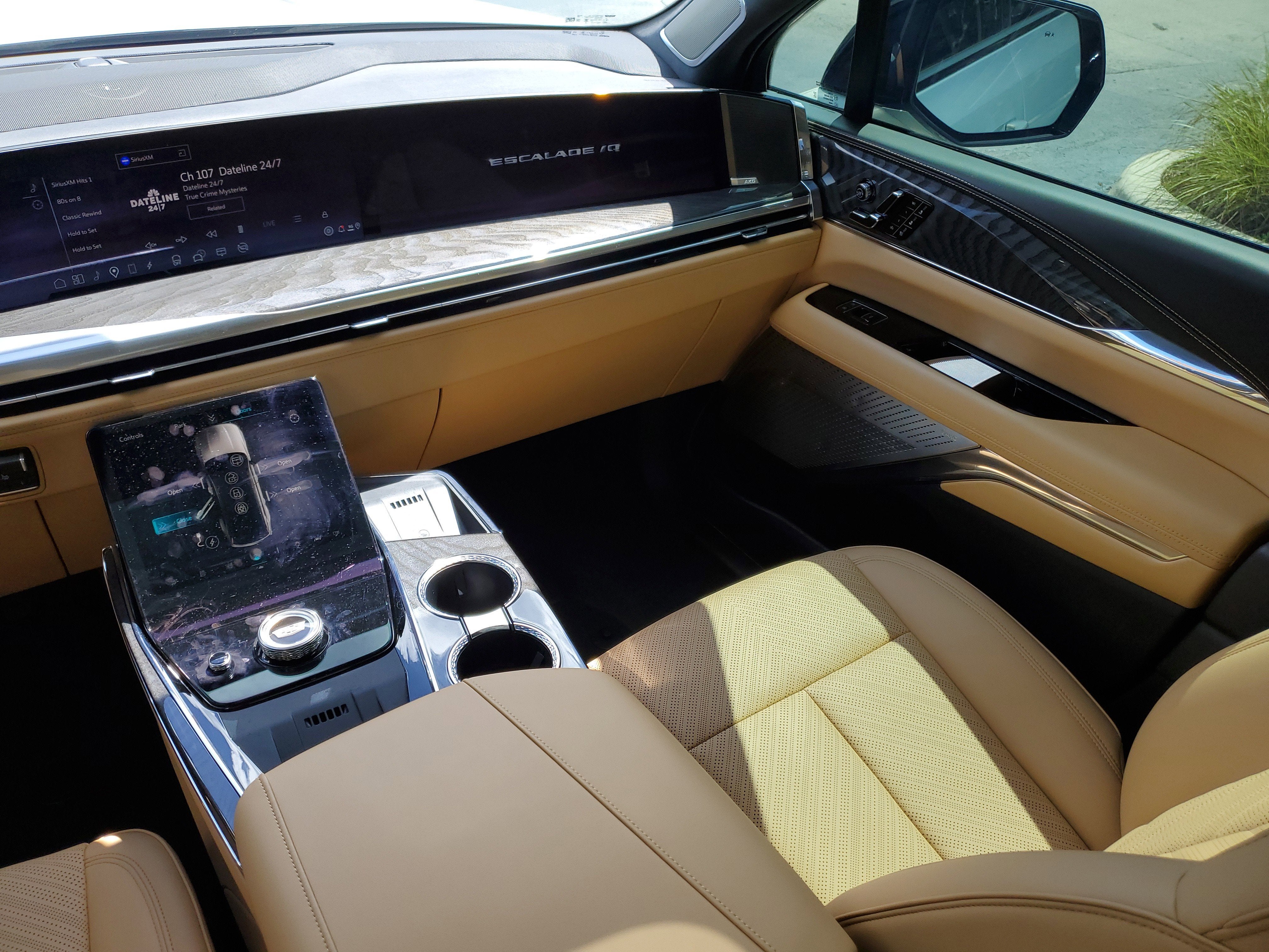 2025 Cadillac ESCALADE IQ Sport 2