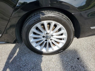 2016 Volkswagen Passat 1.8T SE