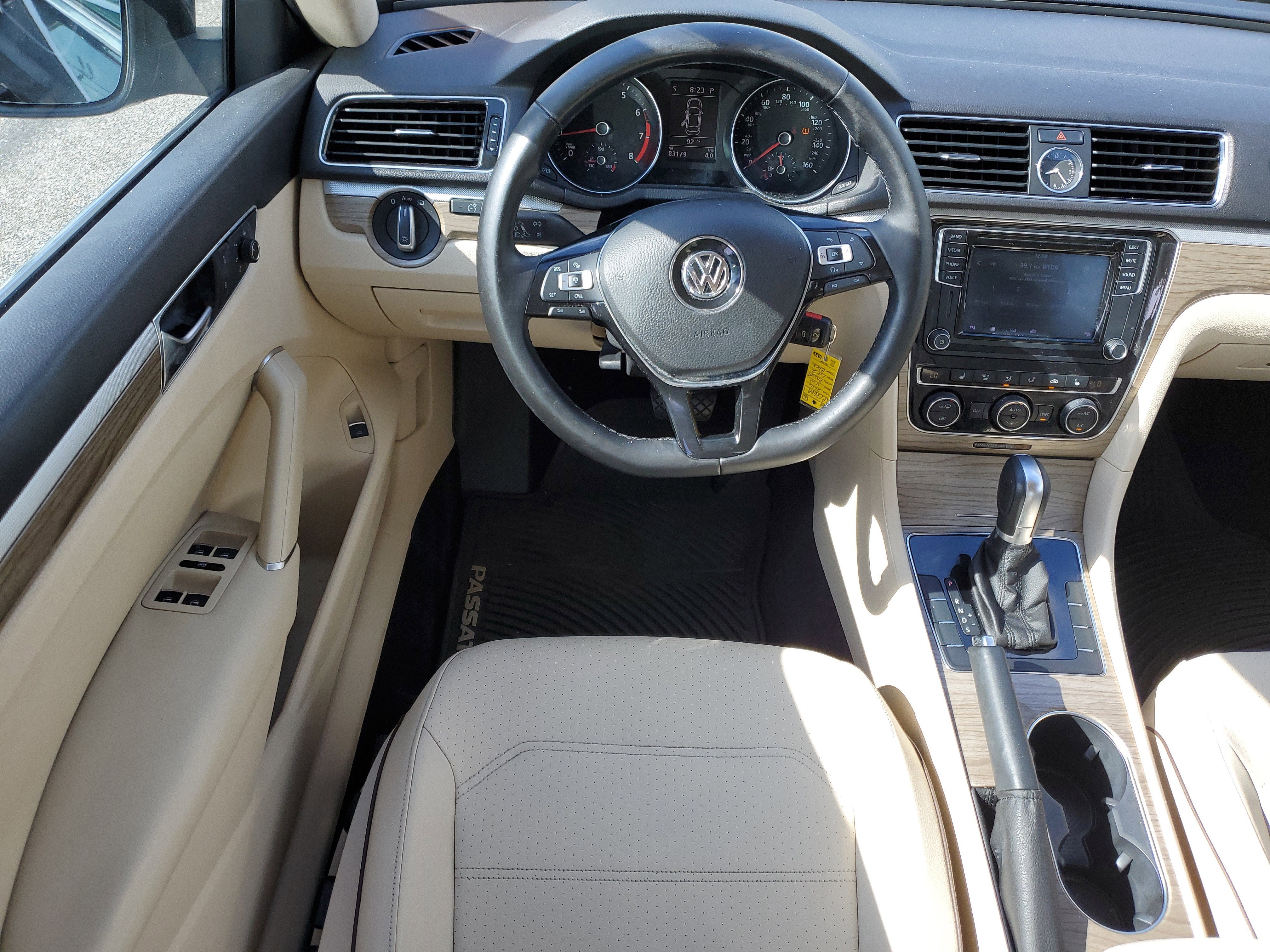 2016 Volkswagen Passat 1.8T SE