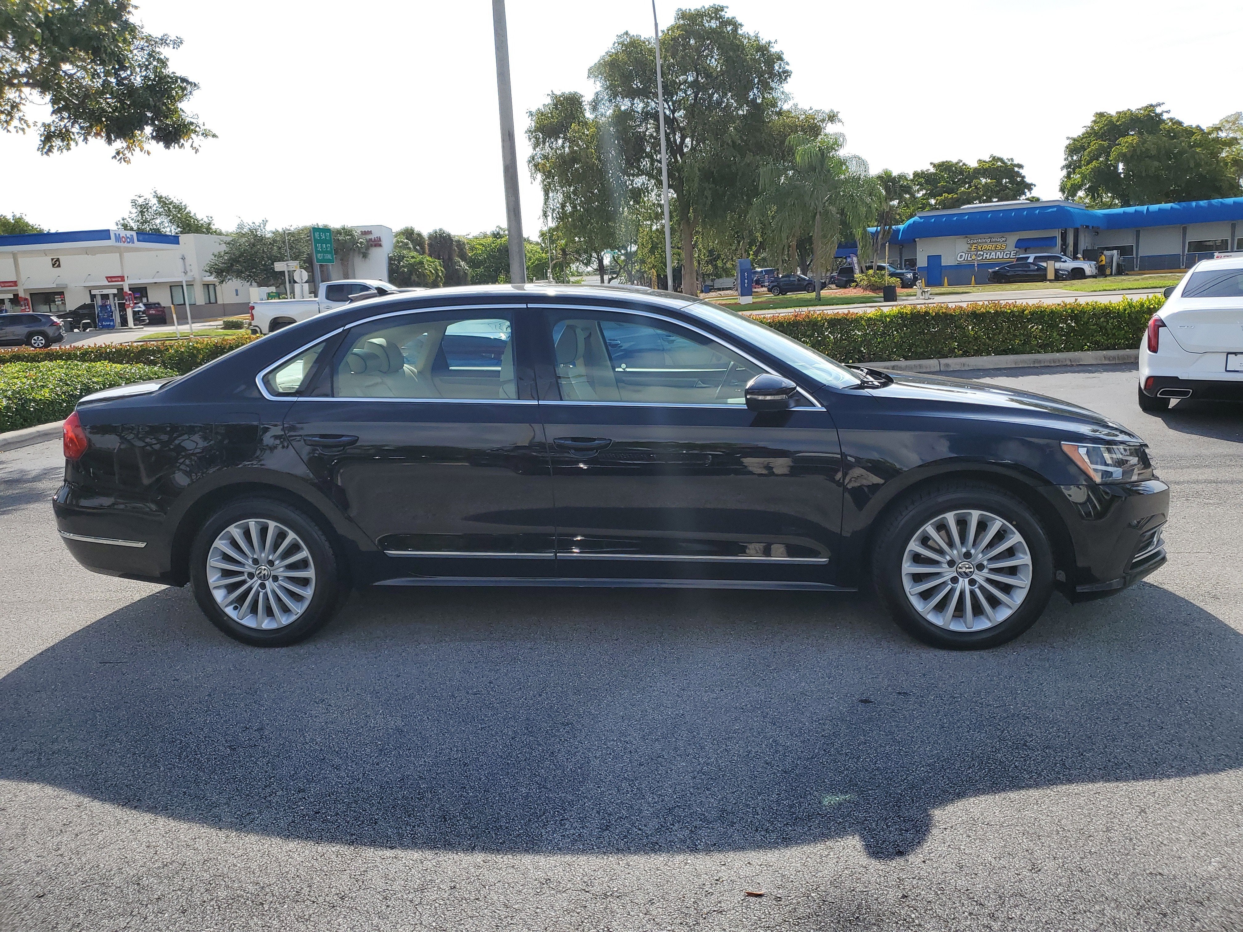 2016 Volkswagen Passat 1.8T SE