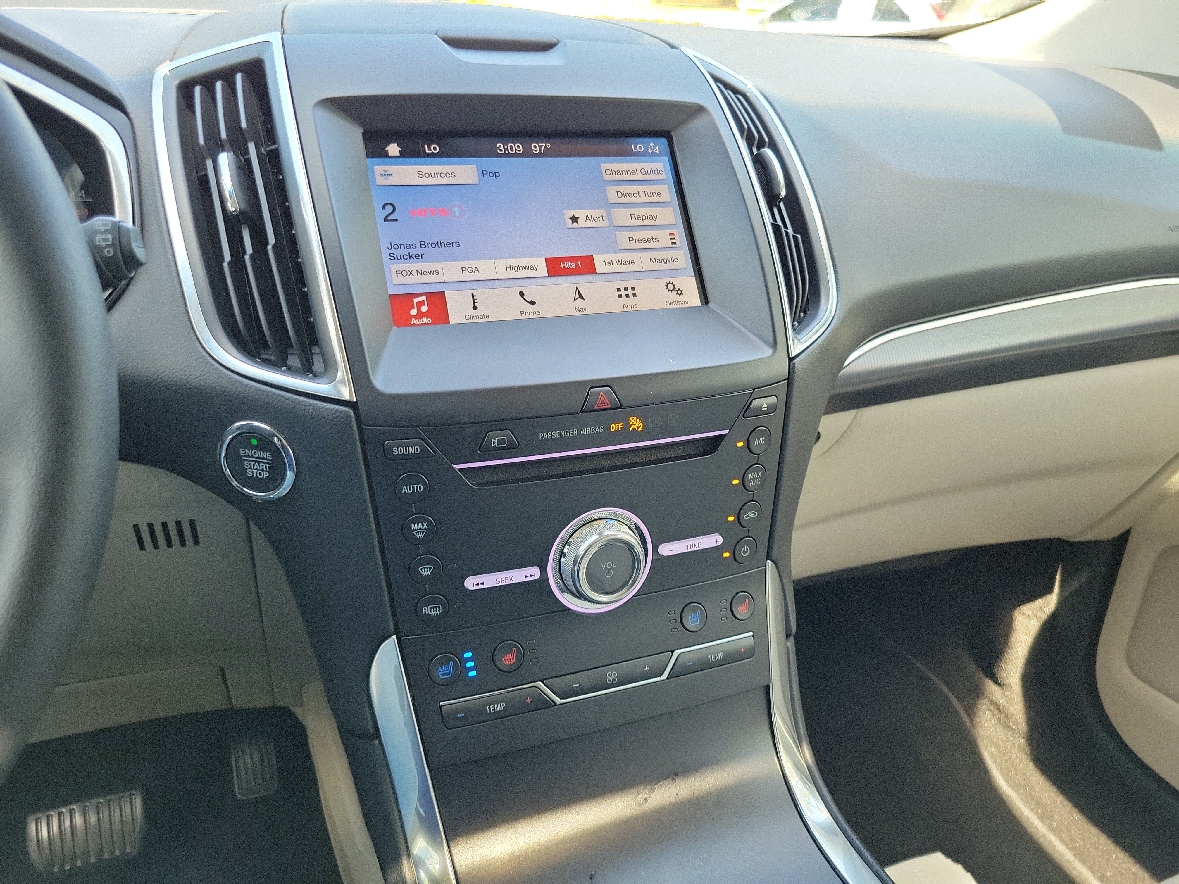 2019 Ford Edge Titanium