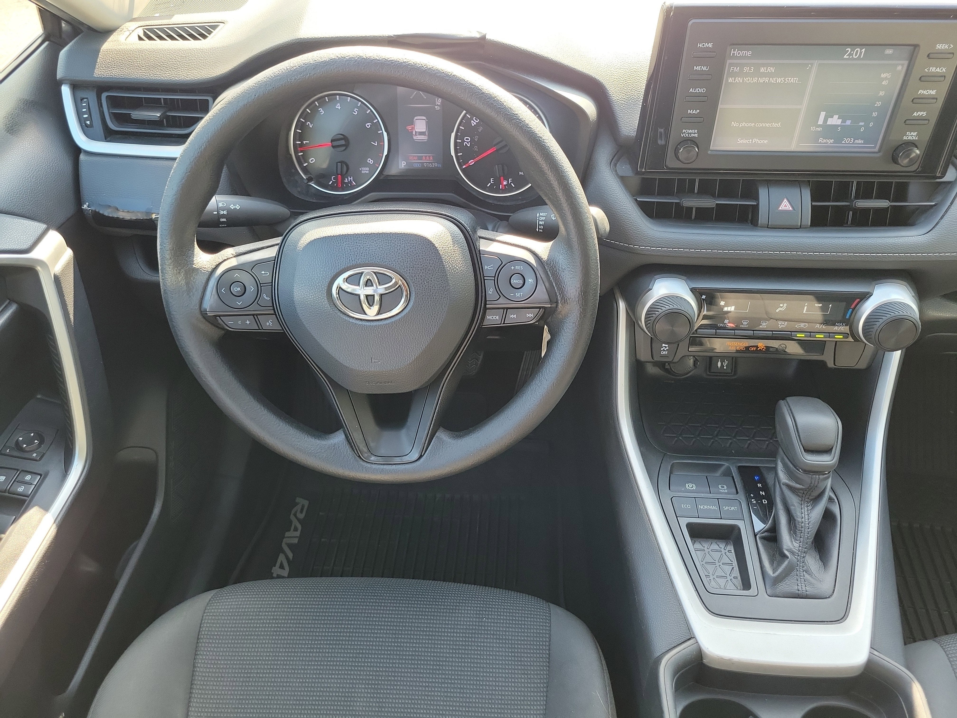 2019 Toyota RAV4 LE