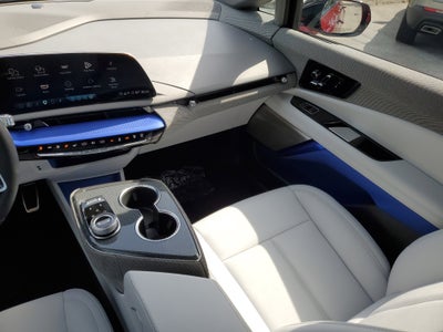 2025 Cadillac OPTIQ Luxury 1