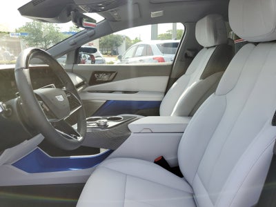 2025 Cadillac OPTIQ Luxury 1