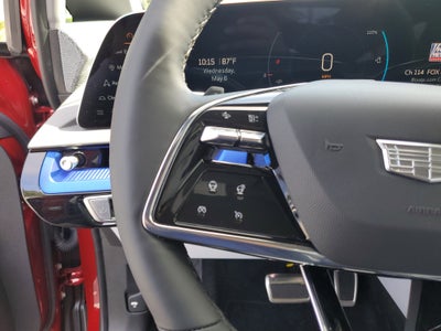 2025 Cadillac OPTIQ Luxury 1